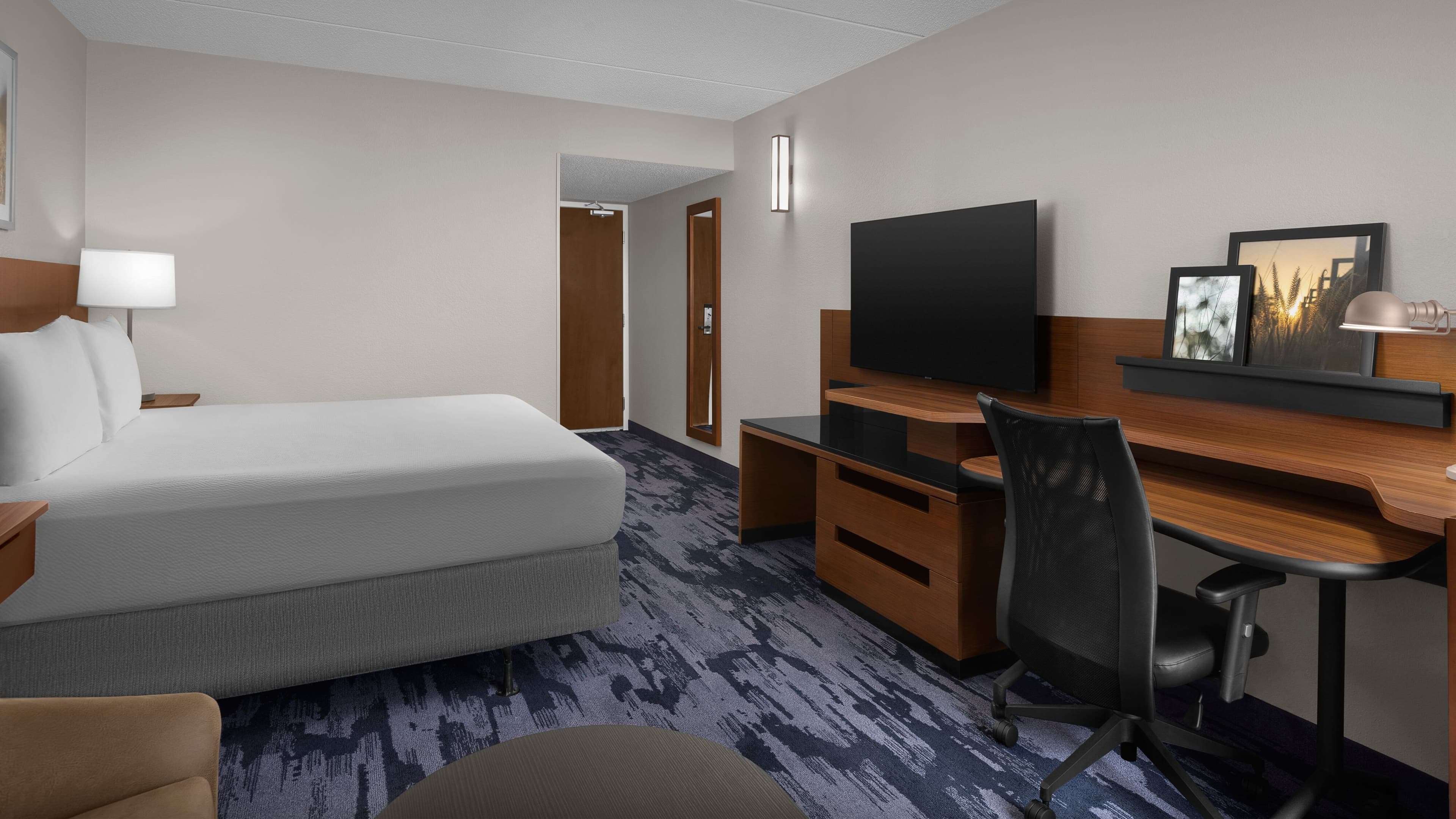 Fairfield Inn & Suites Winston-Salem Hanes Mall — 8