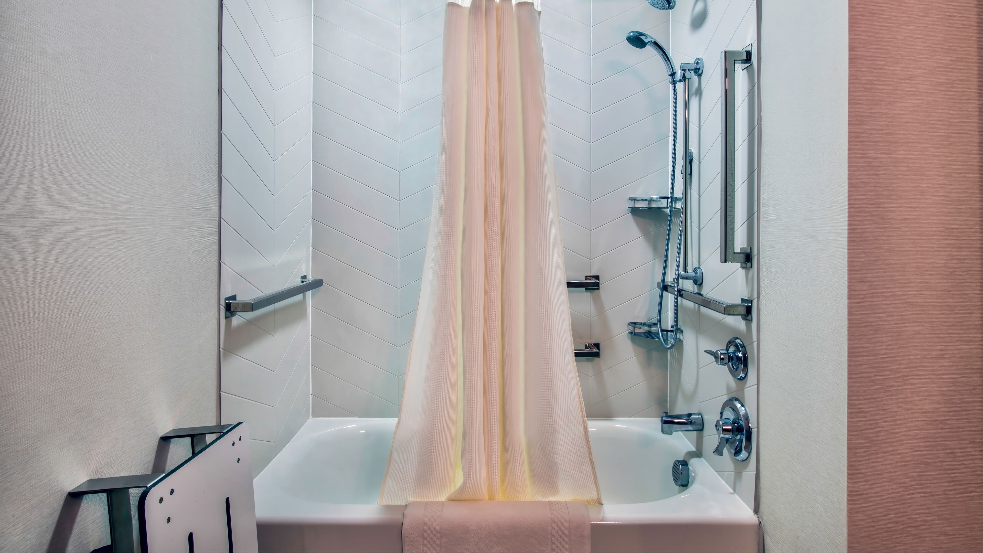 Fairfield by Marriott Inn & Suites Cortland — 9