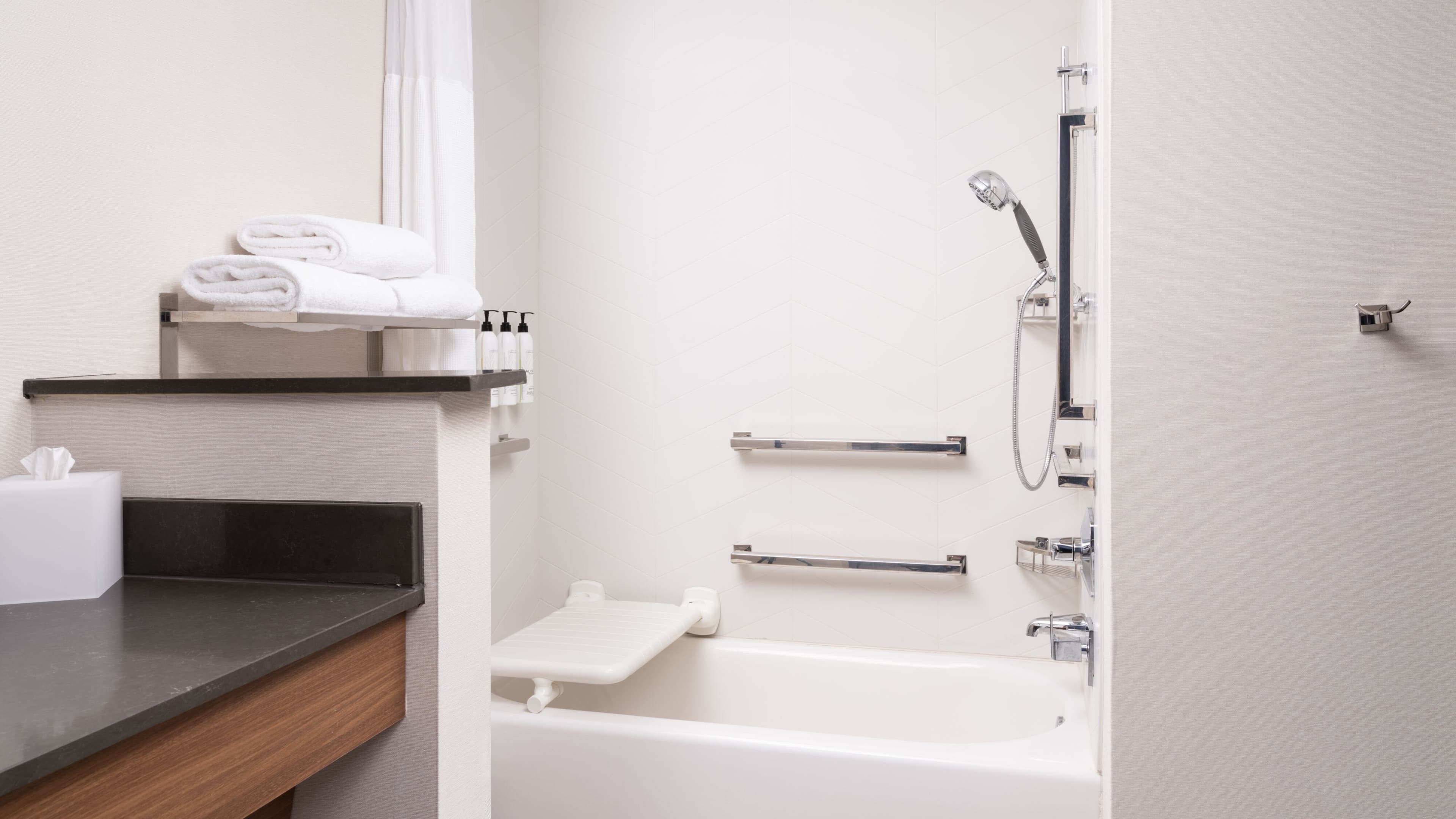 Fairfield Inn & Suites Waycross — 7
