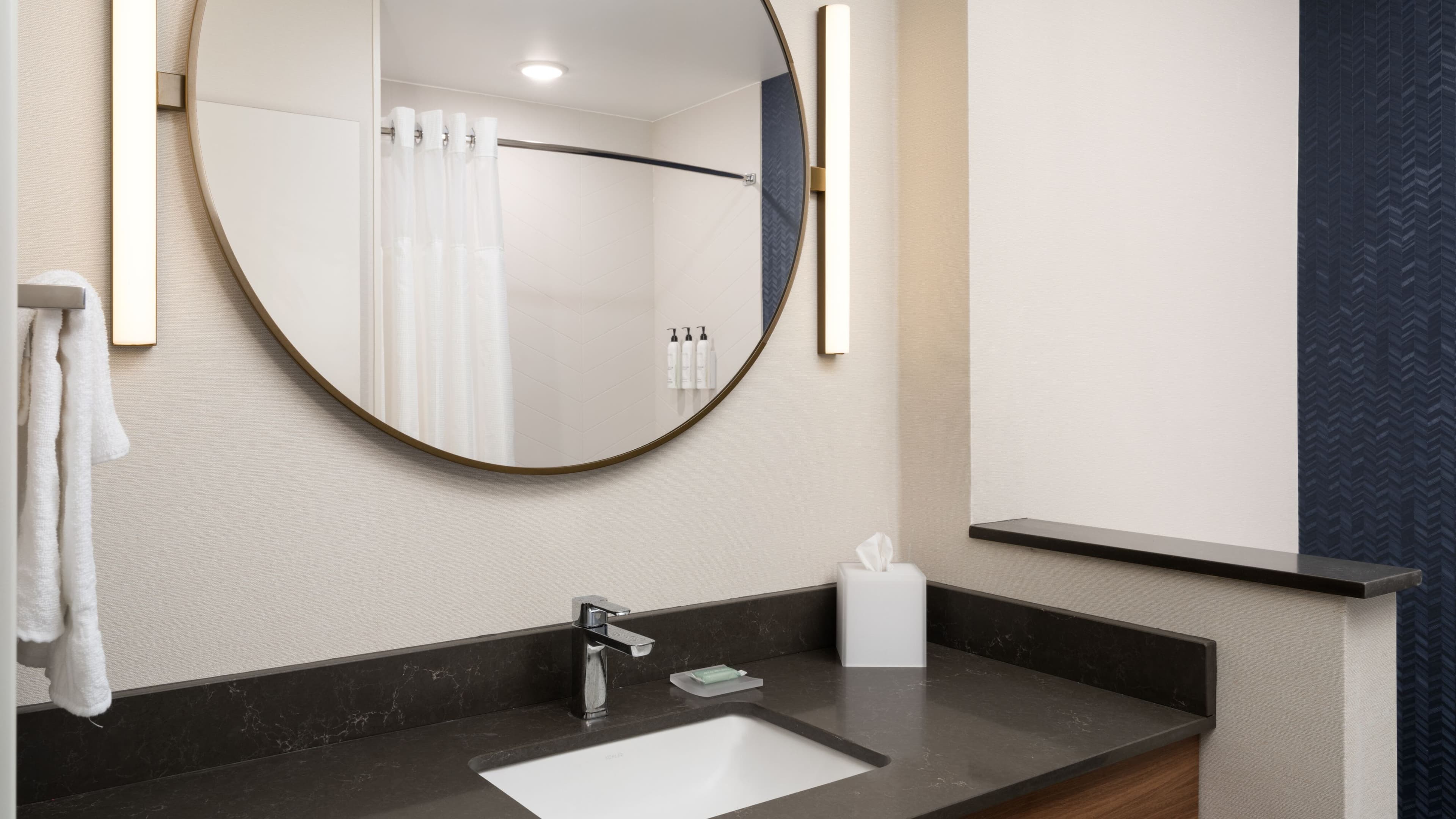 Fairfield Inn & Suites Waycross - Image 5
