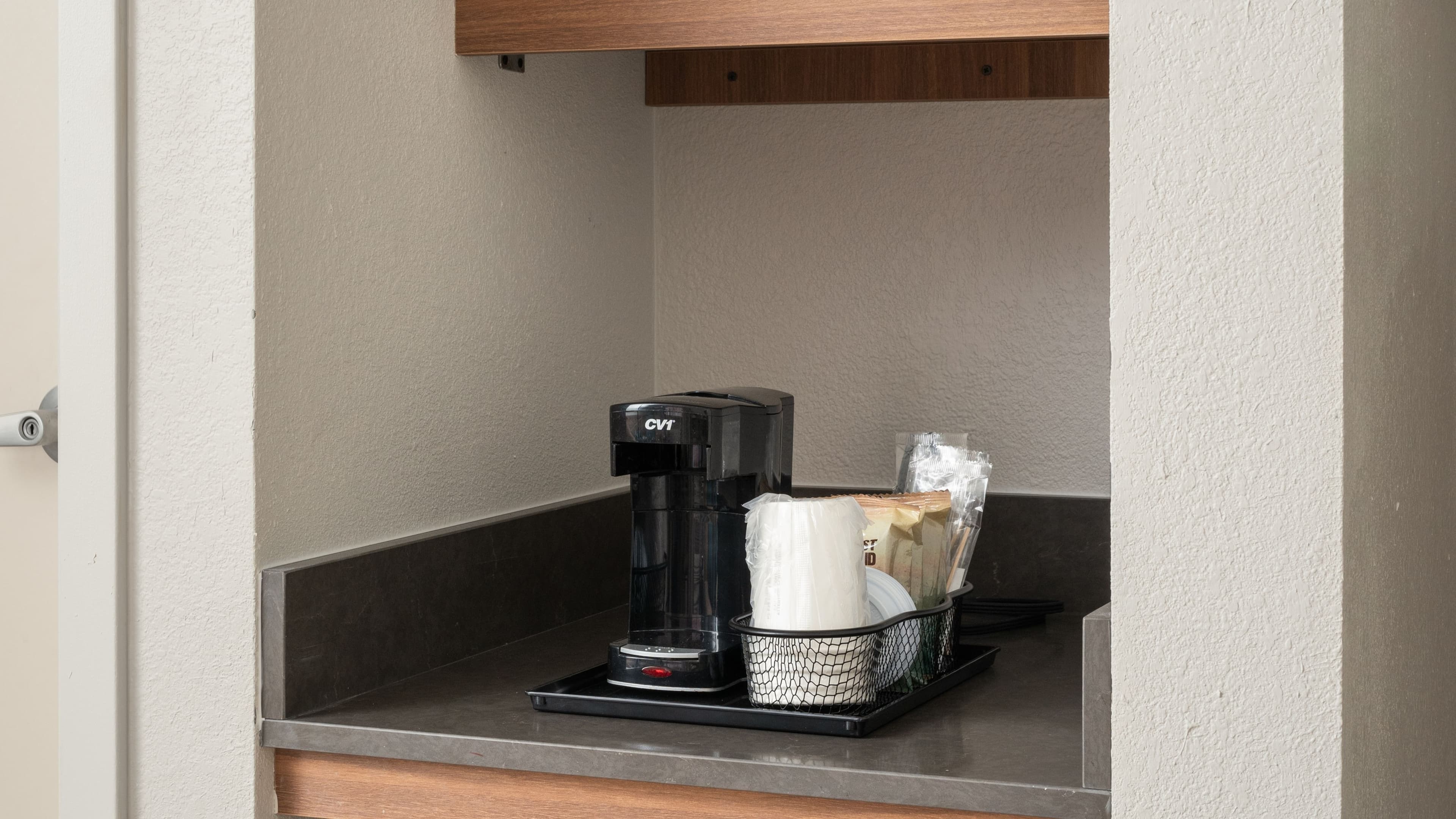 Fairfield Inn & Suites Jacksonville Beach - Image 4