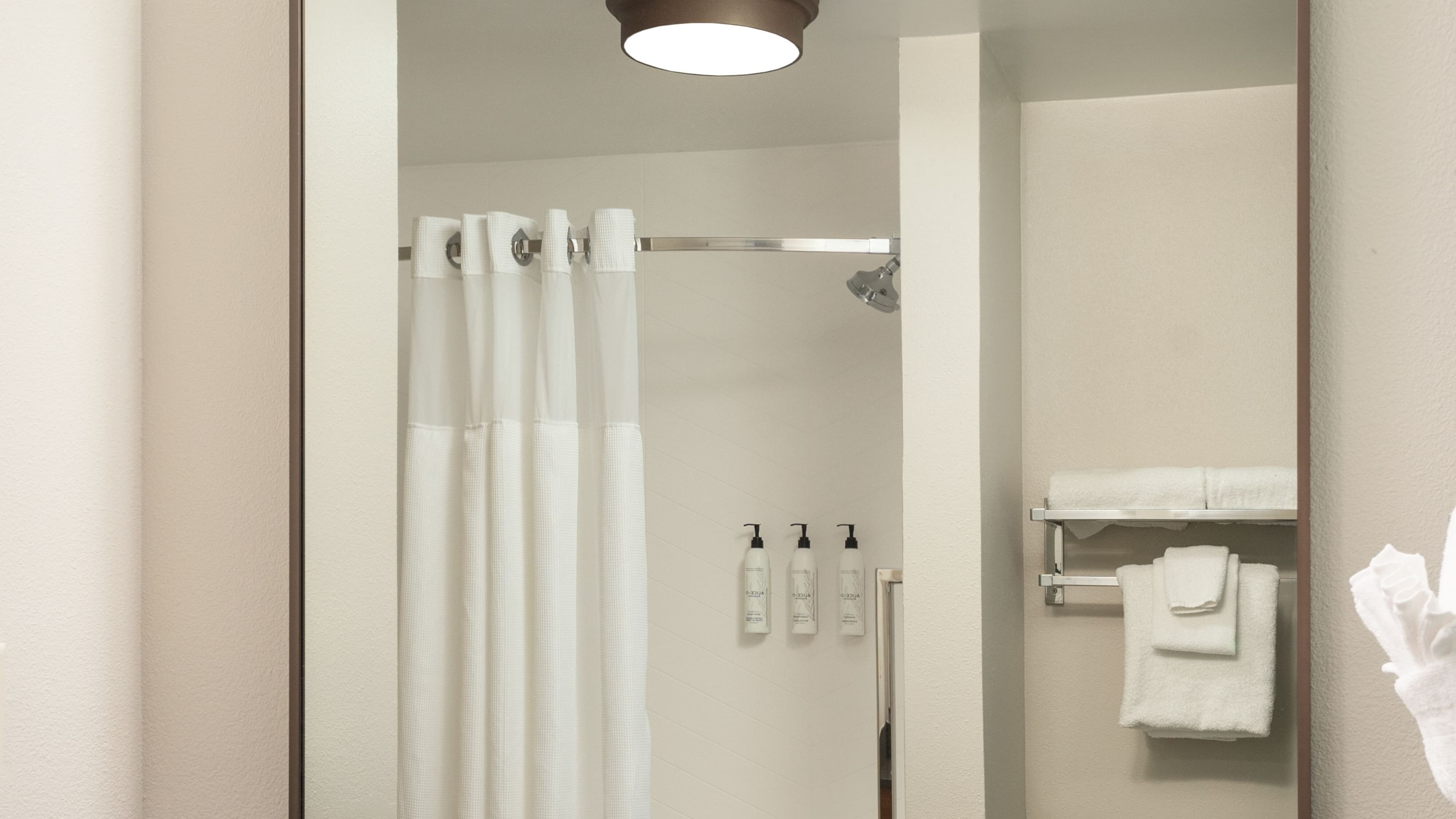 Fairfield Inn & Suites Jacksonville Beach — 10