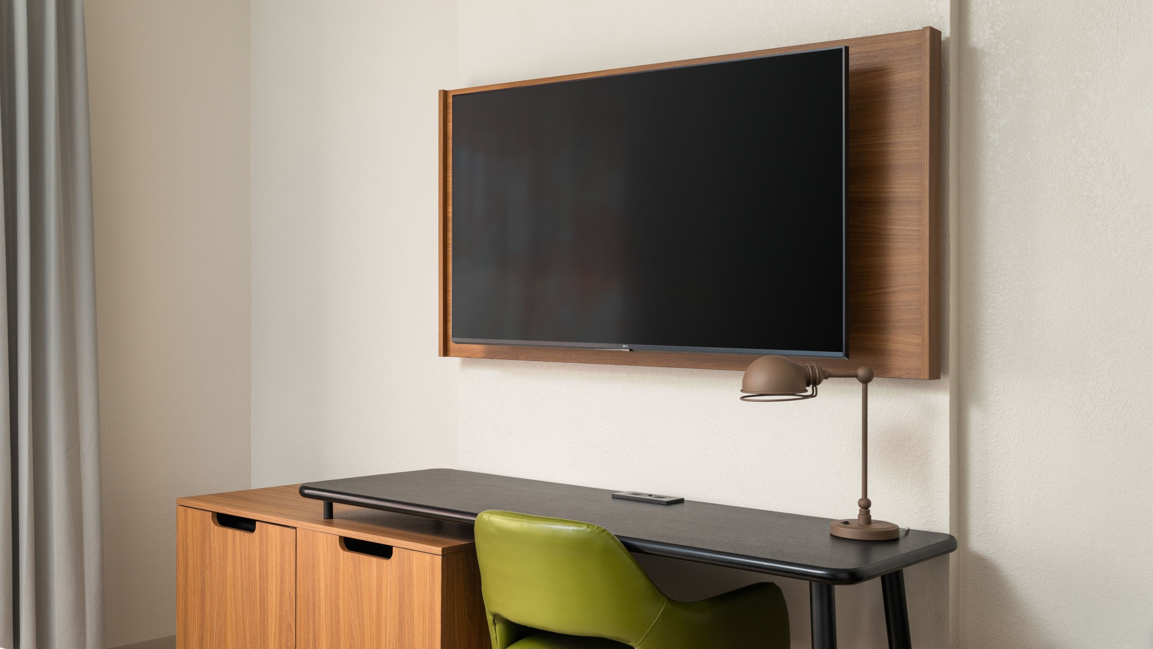 Fairfield Inn & Suites Jacksonville Beach - Image 3