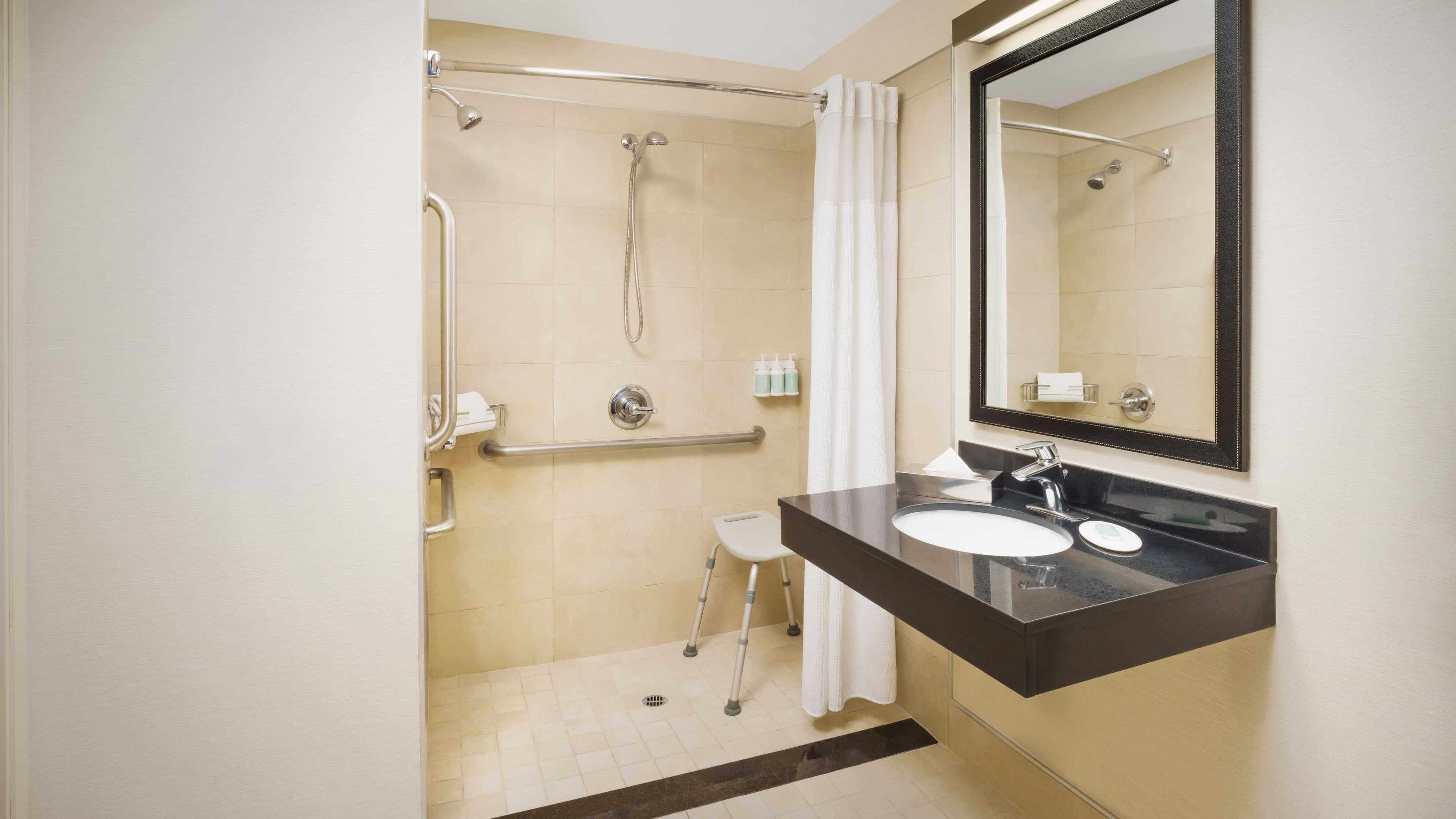Fairfield Inn & Suites Las Vegas Stadium Area — 17