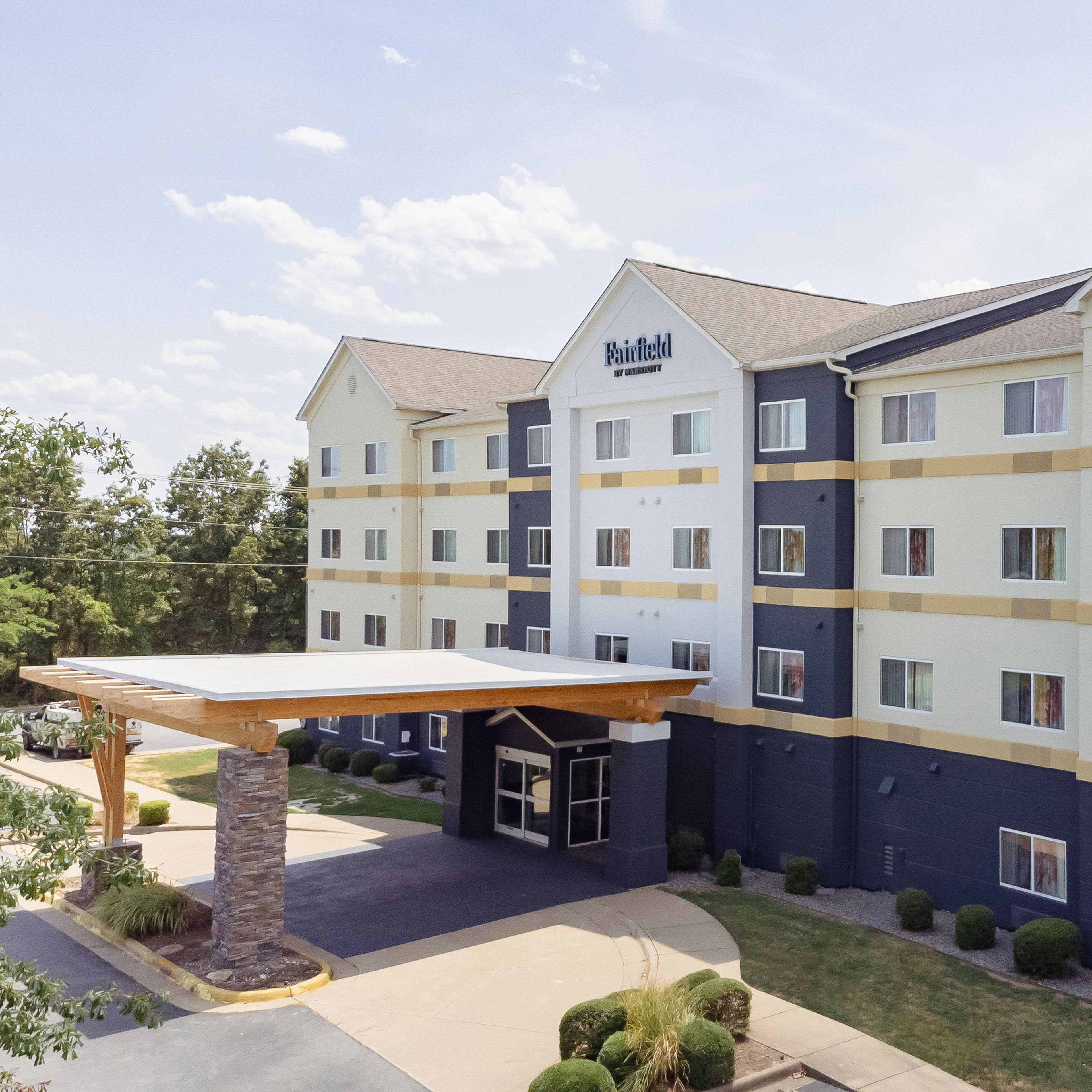 Fairfield Inn North Little Rock - Image 1