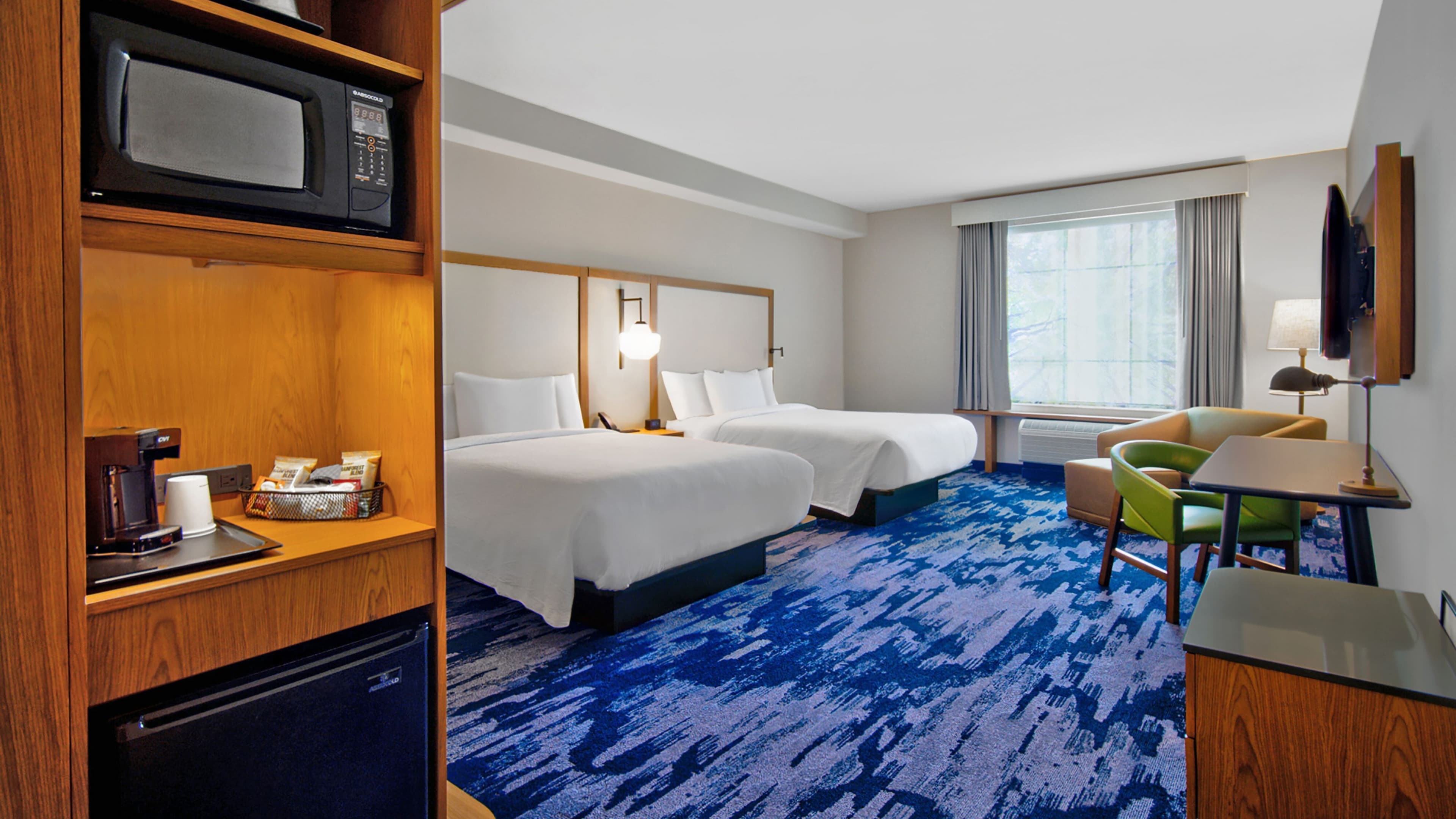 Fairfield Inn & Suites Orlando at FLAMINGO CROSSINGS® Town Center — 10