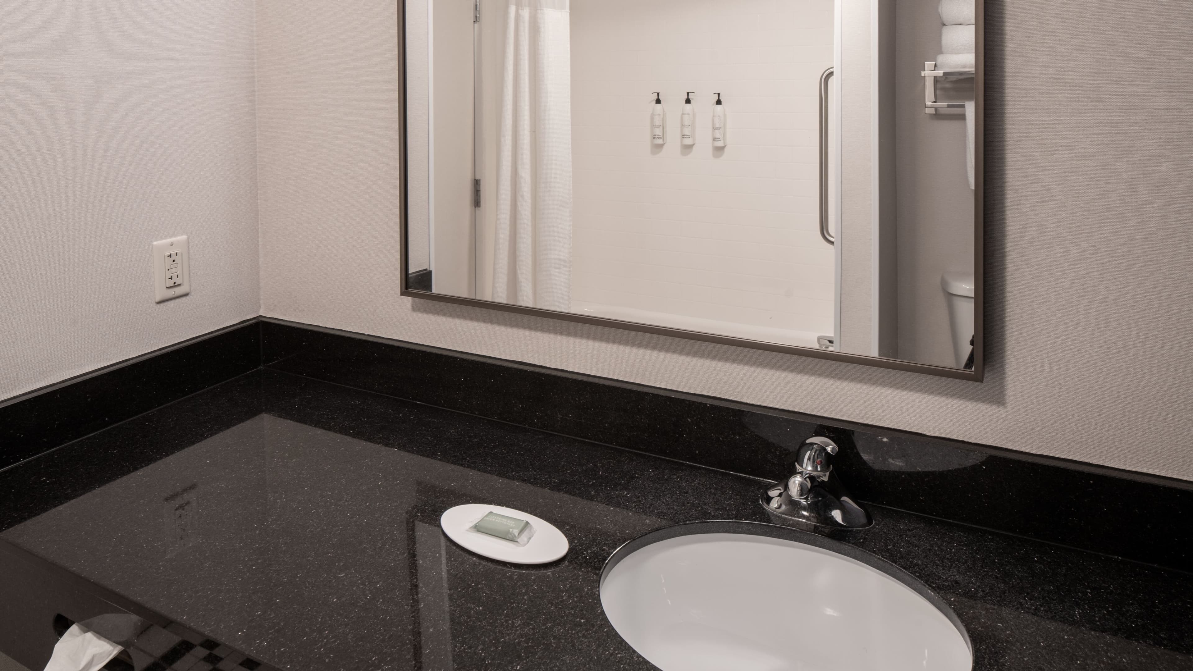 Fairfield Inn & Suites Mobile Daphne/Eastern Shore - Image 5