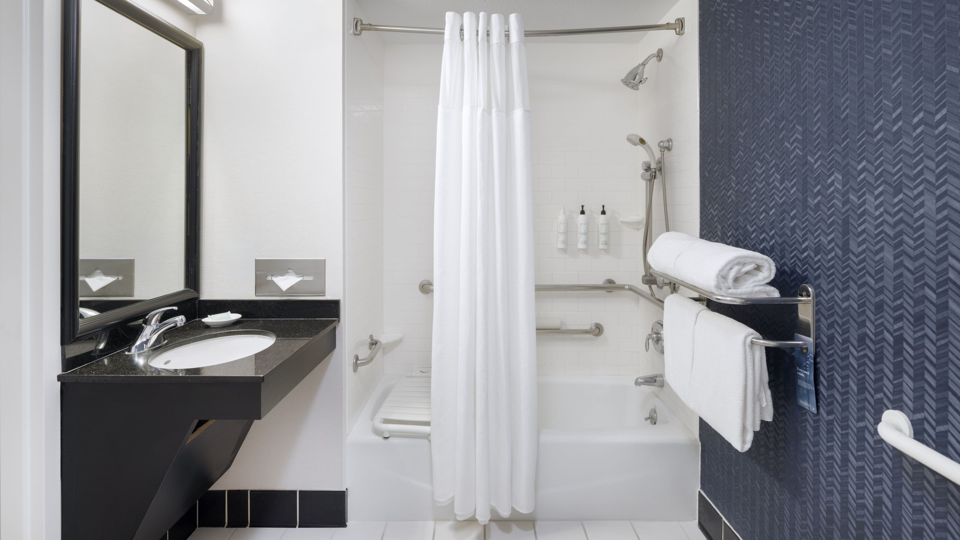 Suite - Image 7