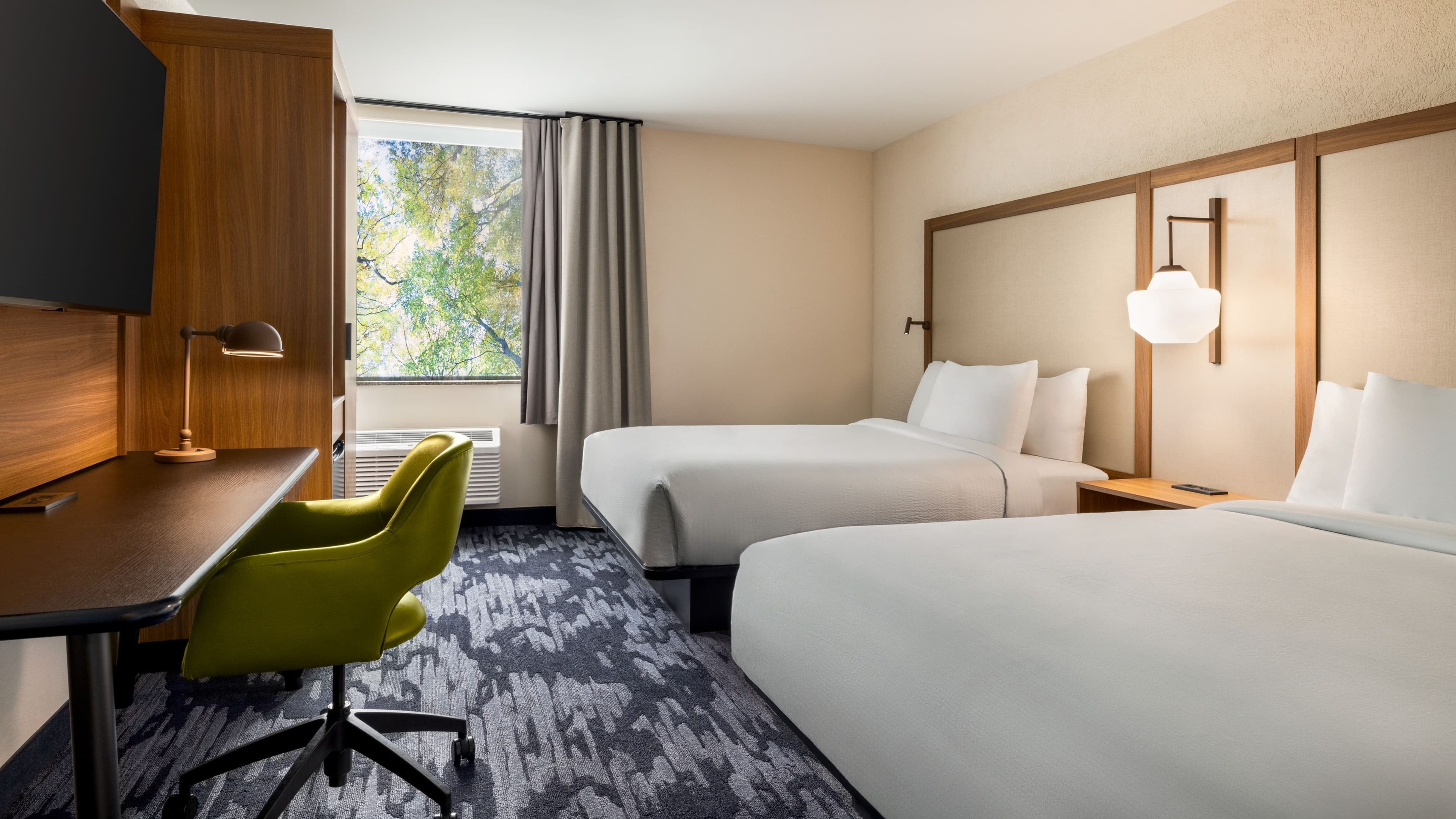 Fairfield Inn & Suites Madison South — 6