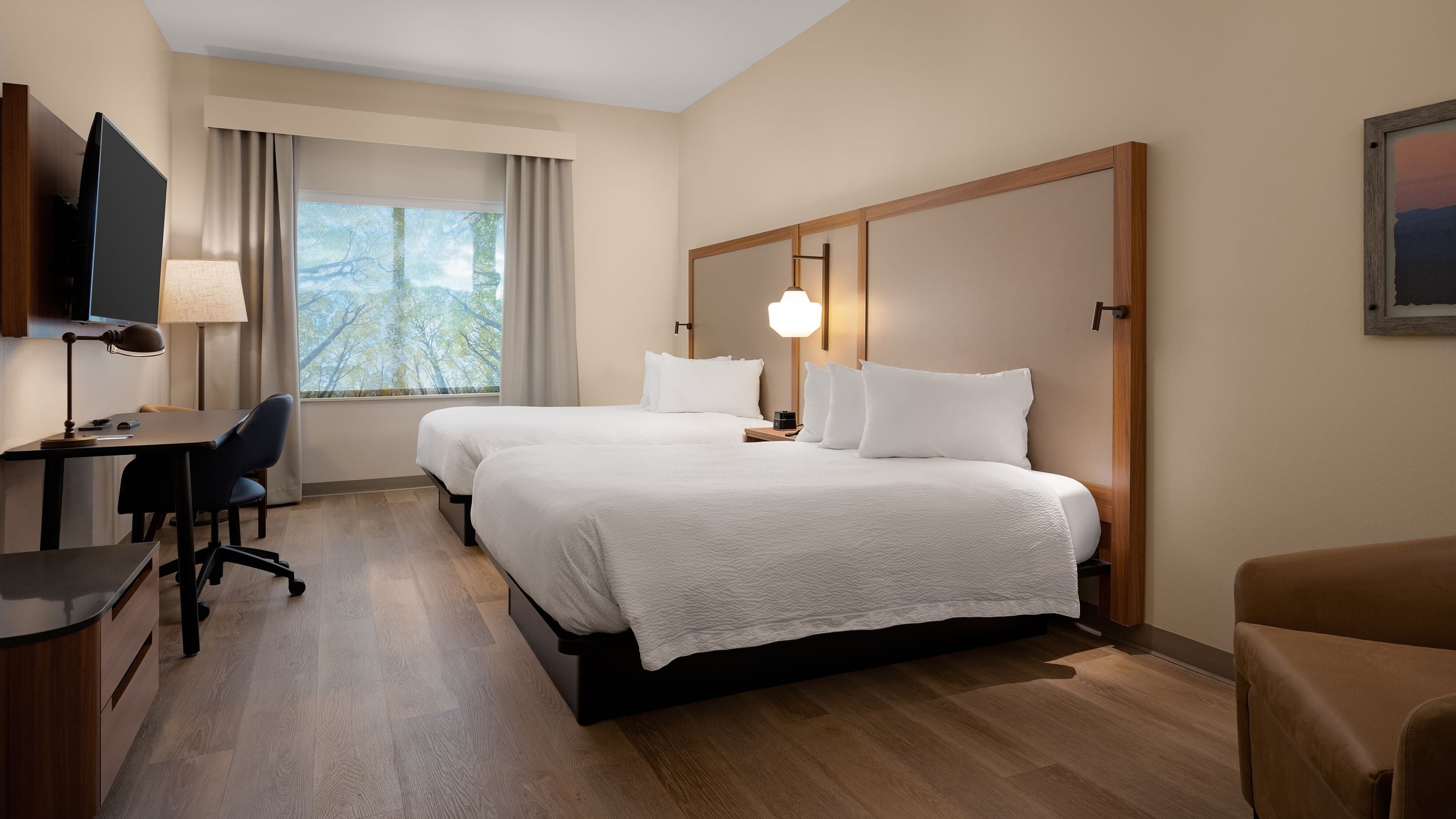 Double Queen Room - Image 2