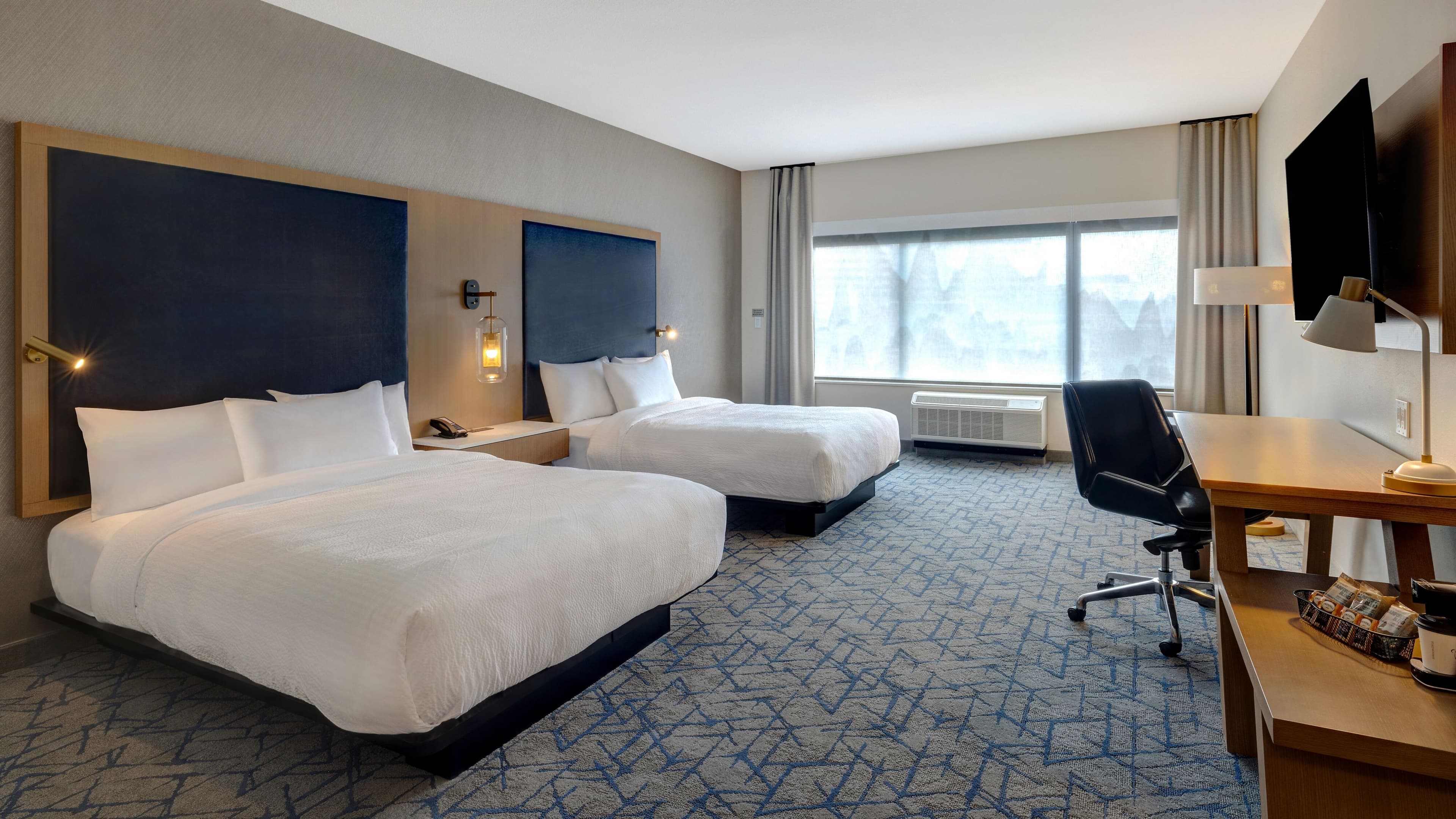 Fairfield Inn & Suites Minneapolis Downtown — 24