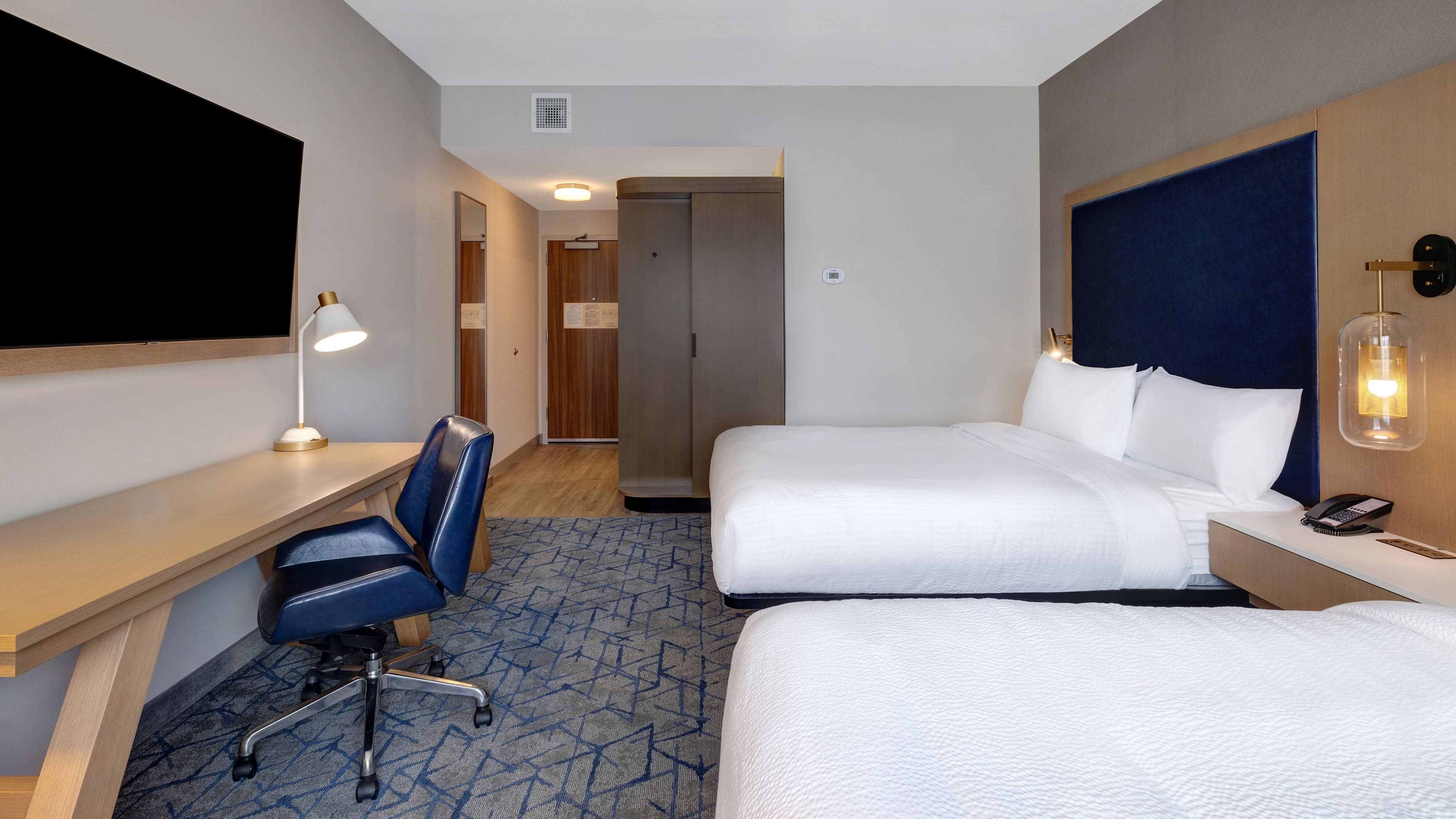 Fairfield Inn & Suites Minneapolis Downtown — 22