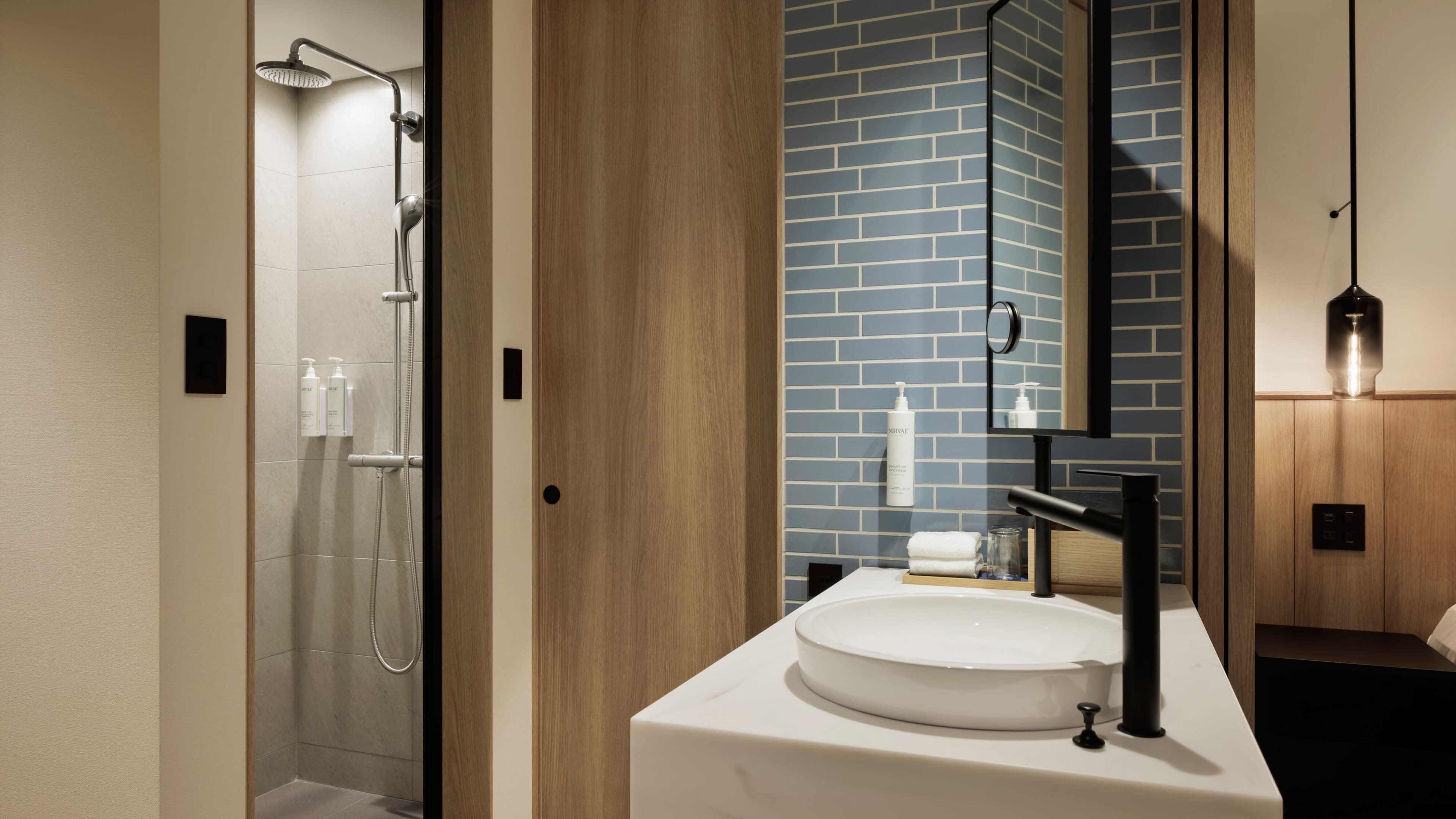 Standard - Image 6