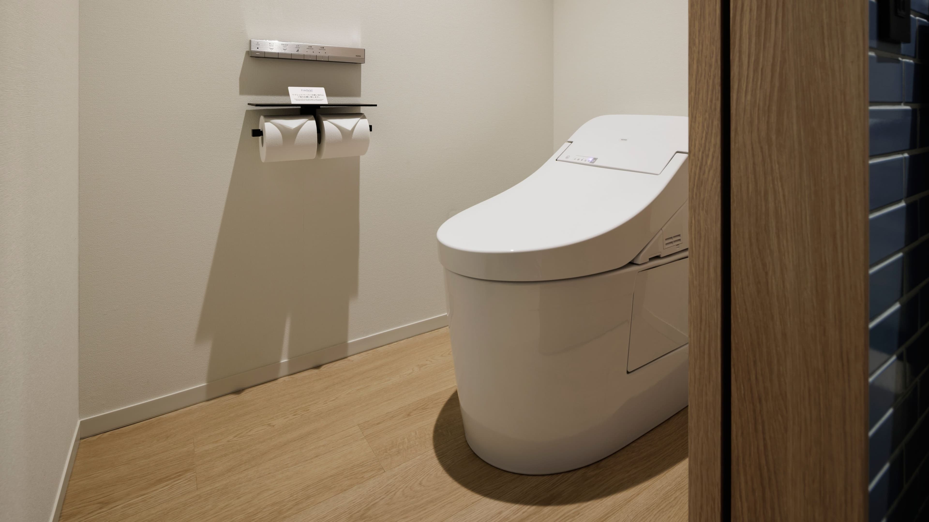Standard - Image 6