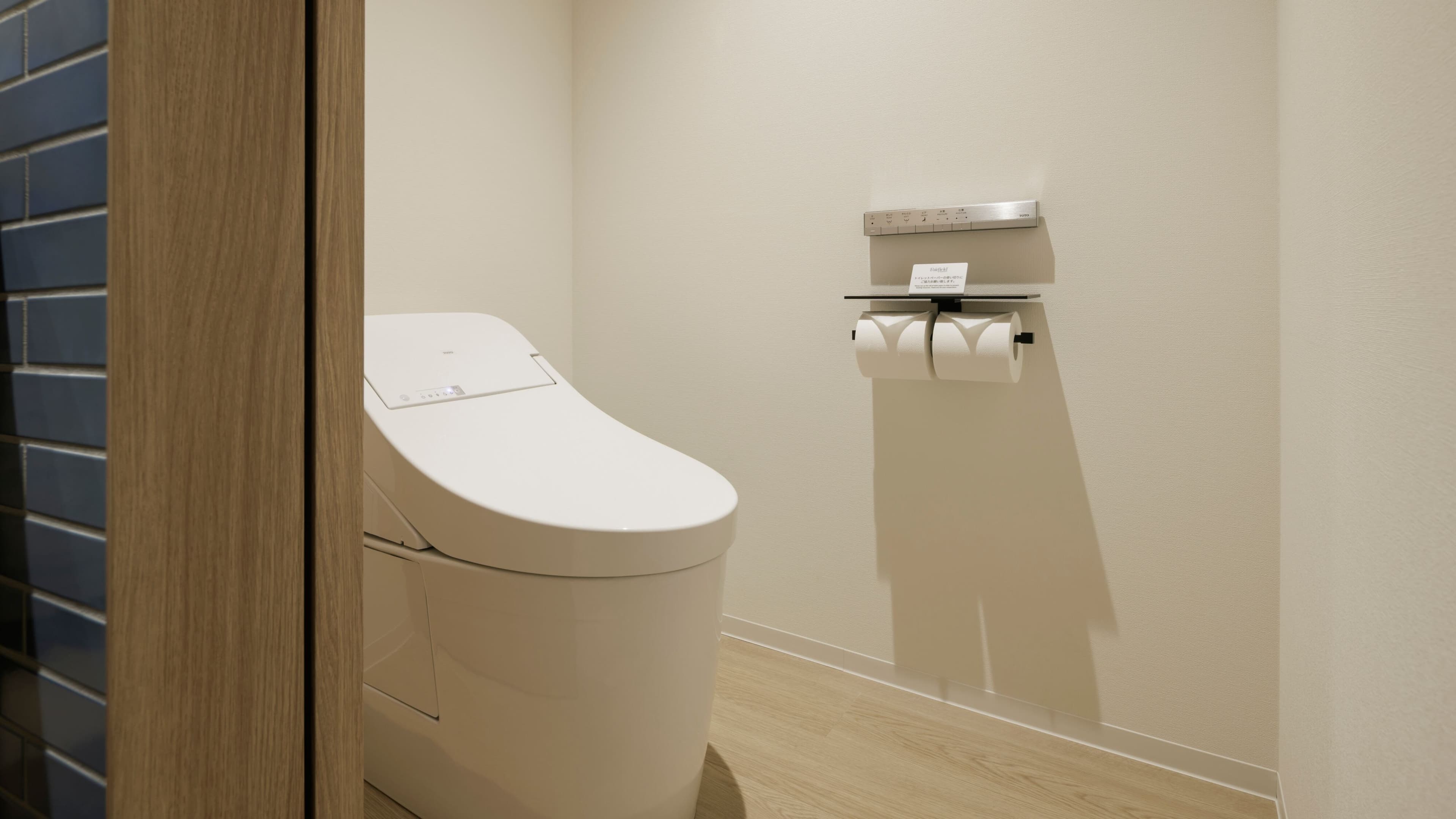 Standard - Image 6