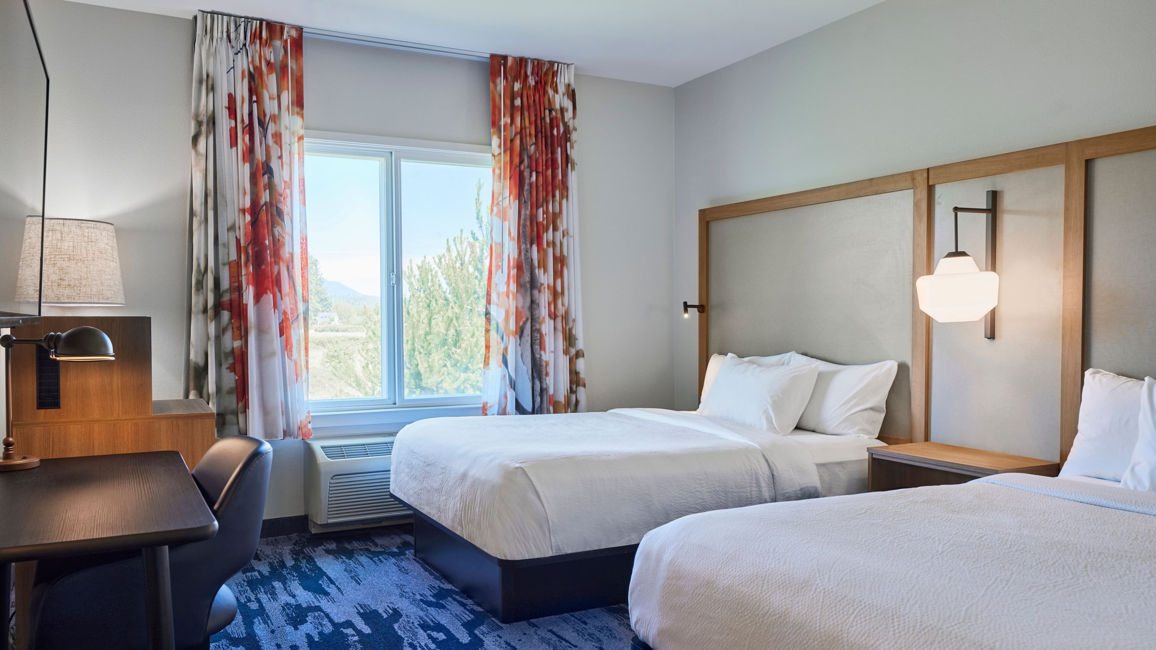 Fairfield Inn & Suites Burlington — 7