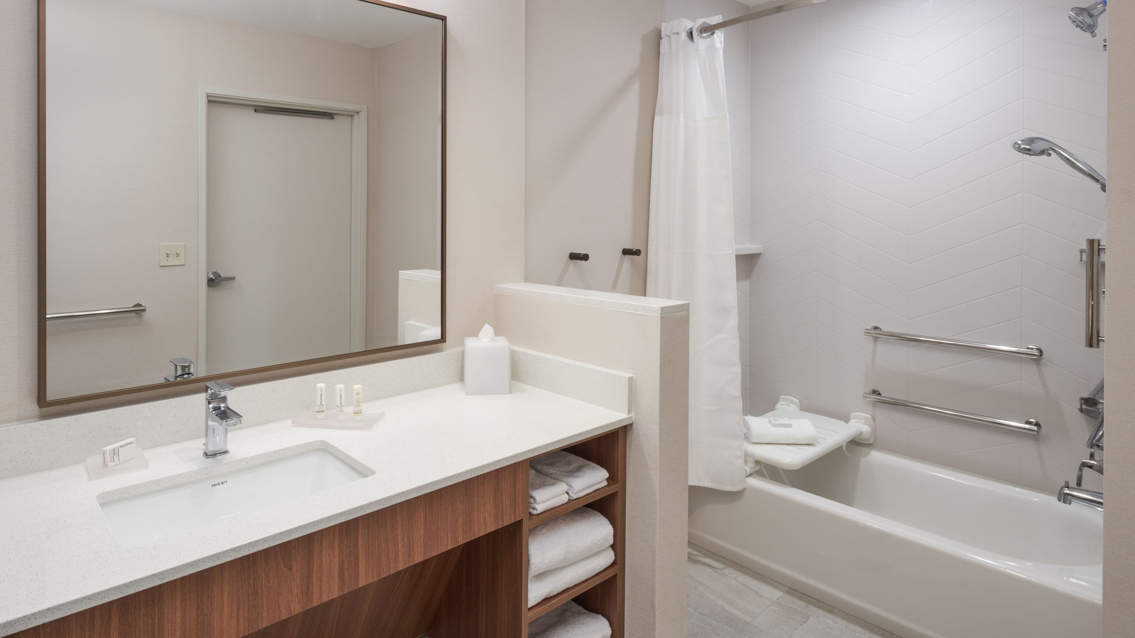 Fairfield Inn & Suites West Palm Beach — 8