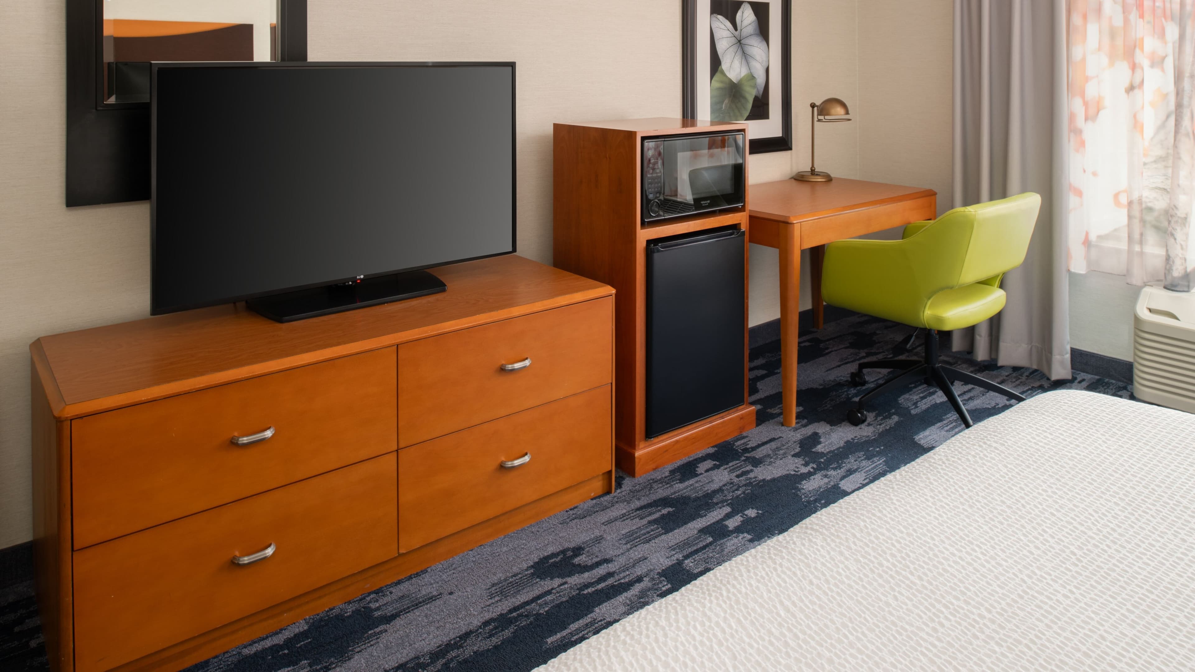 Fairfield Inn & Suites Portland Airport — 7