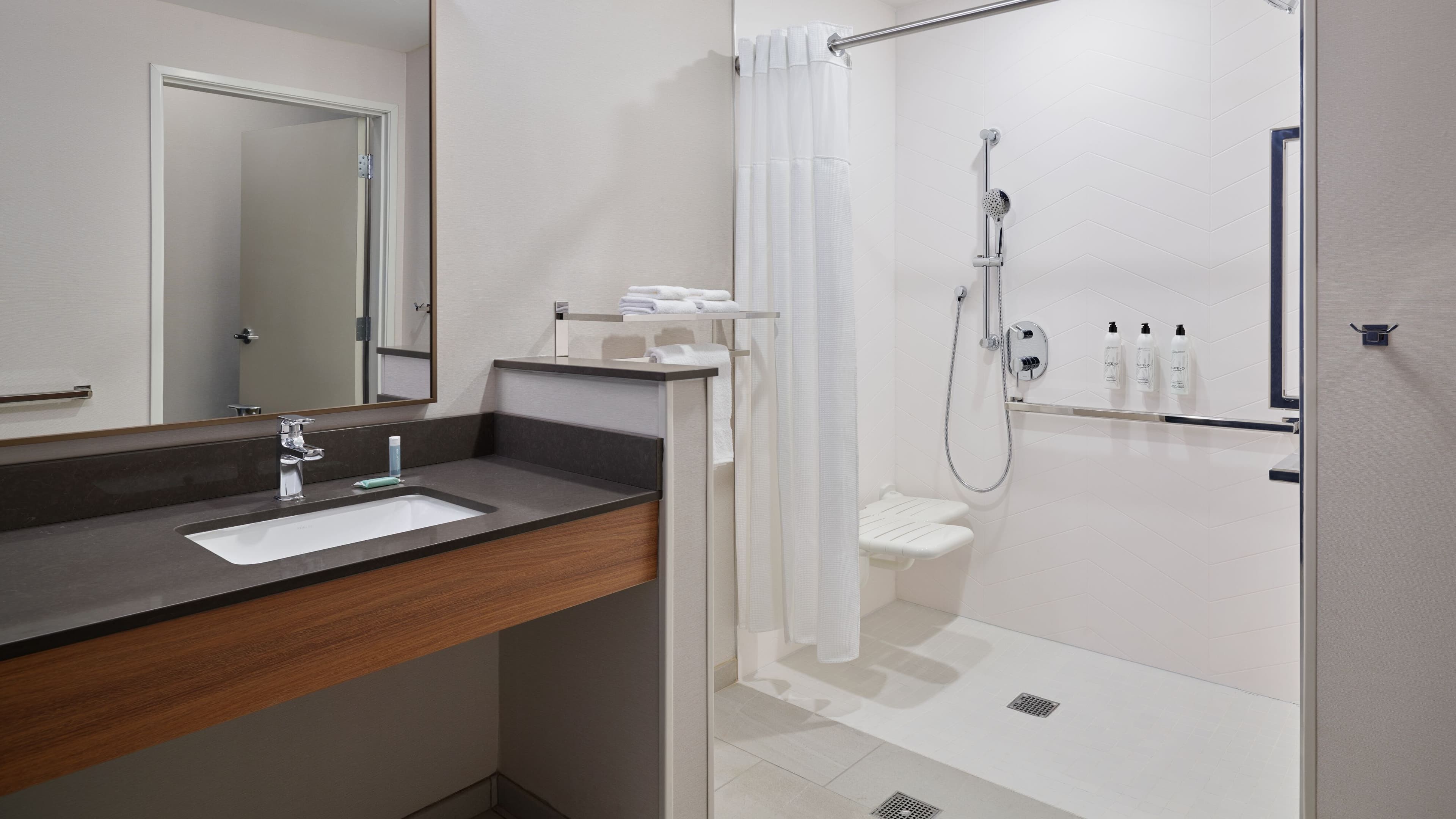 Fairfield Inn & Suites Tempe — 20