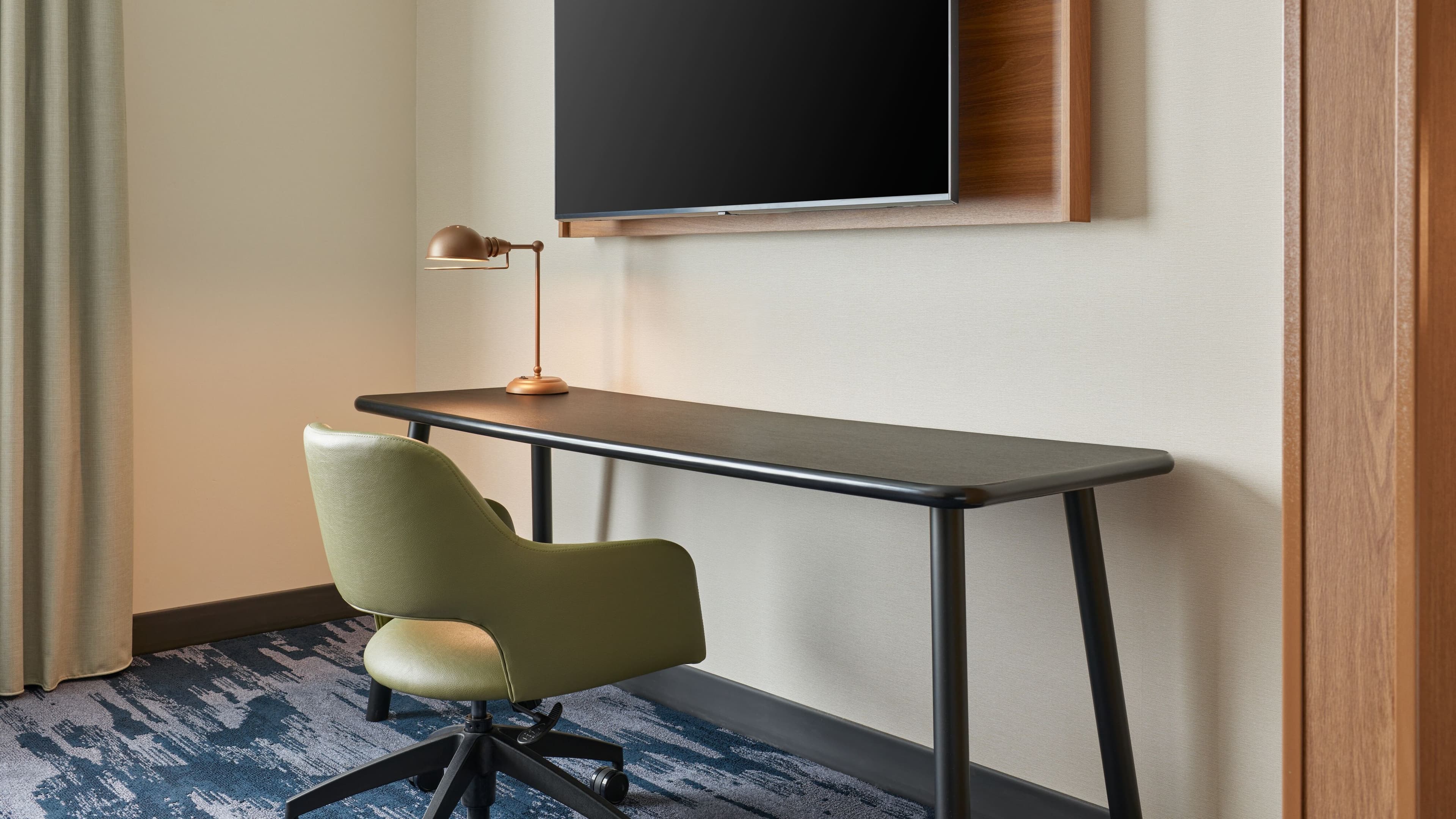 Fairfield Inn & Suites Tempe — 11