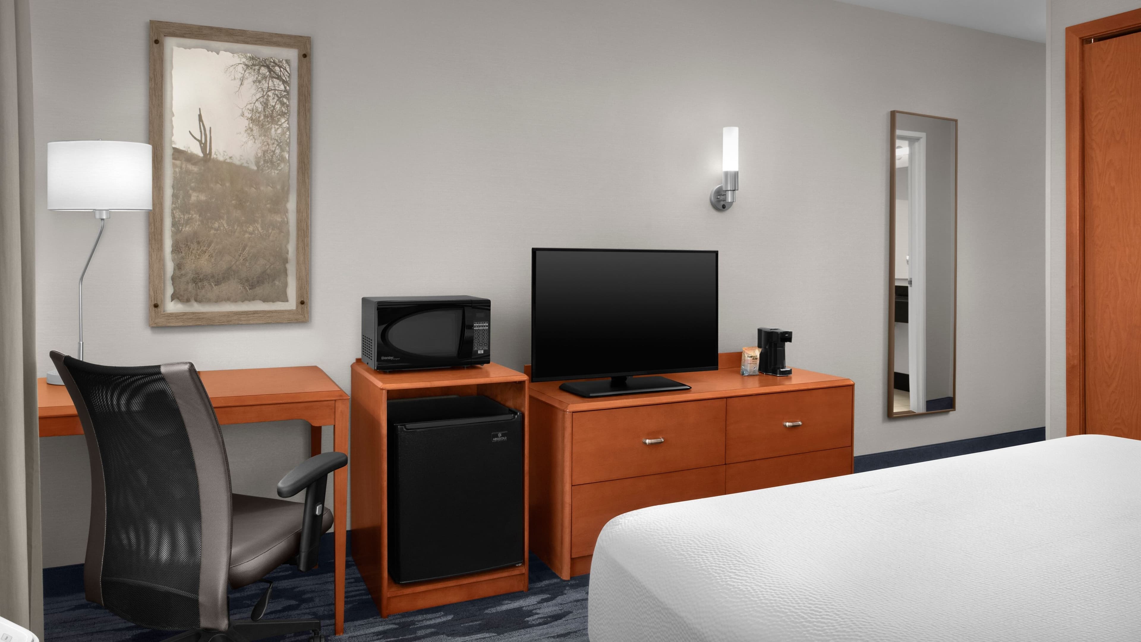 Fairfield Inn & Suites Phoenix Chandler/Fashion Center - Image 2