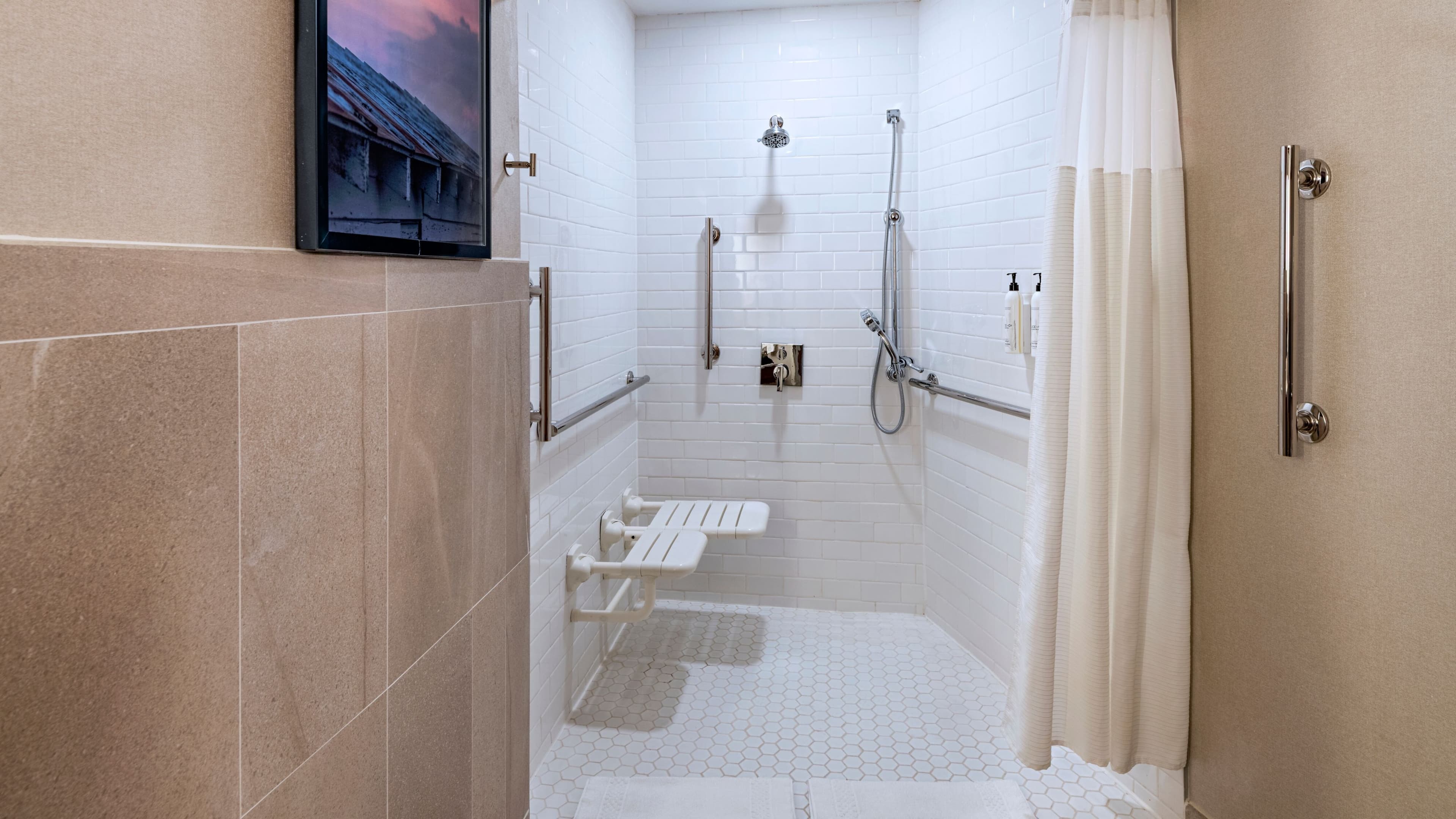 Fairfield Inn & Suites Phoenix South Mountain Area - Image 4