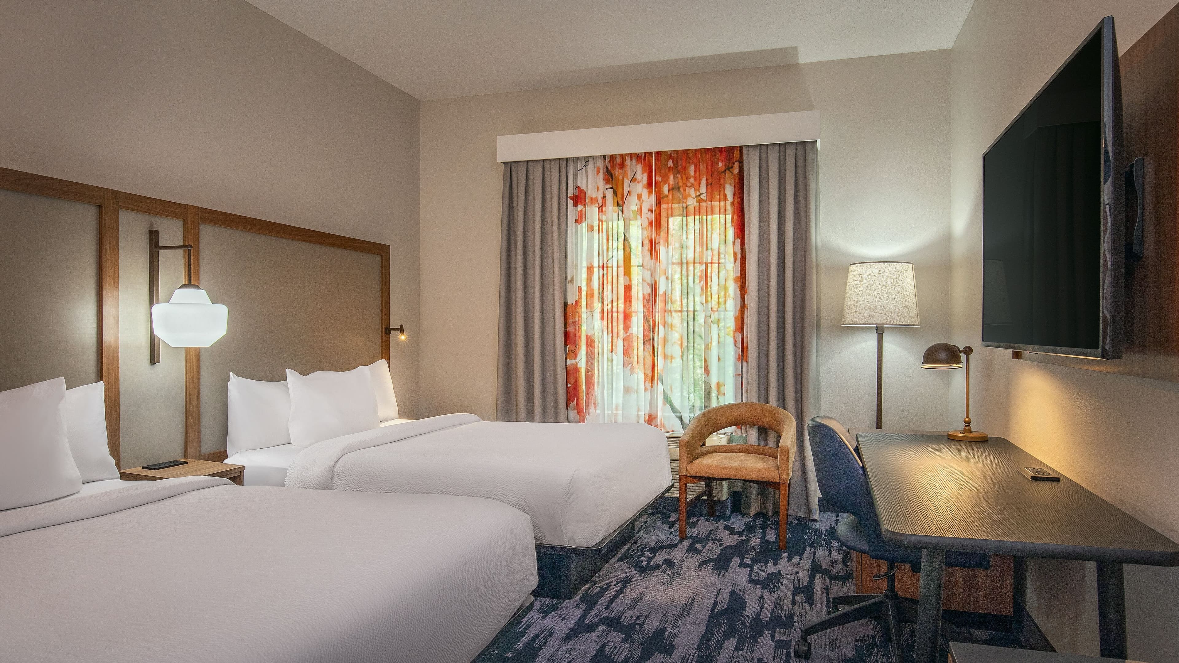 Fairfield Inn & Suites Brunswick Freeport - Image 2
