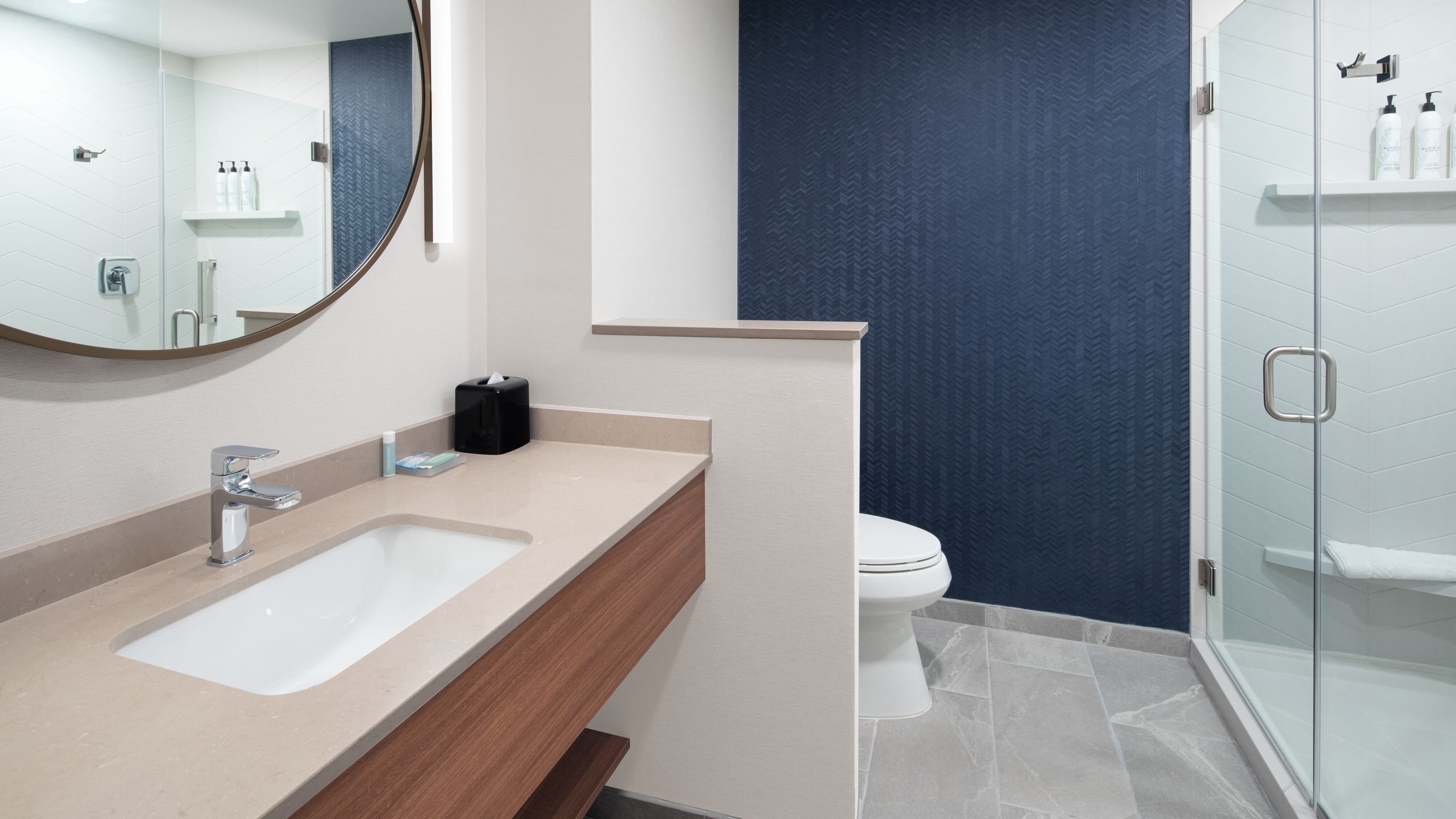 Fairfield Inn & Suites Whitsett Greensboro East - Image 5
