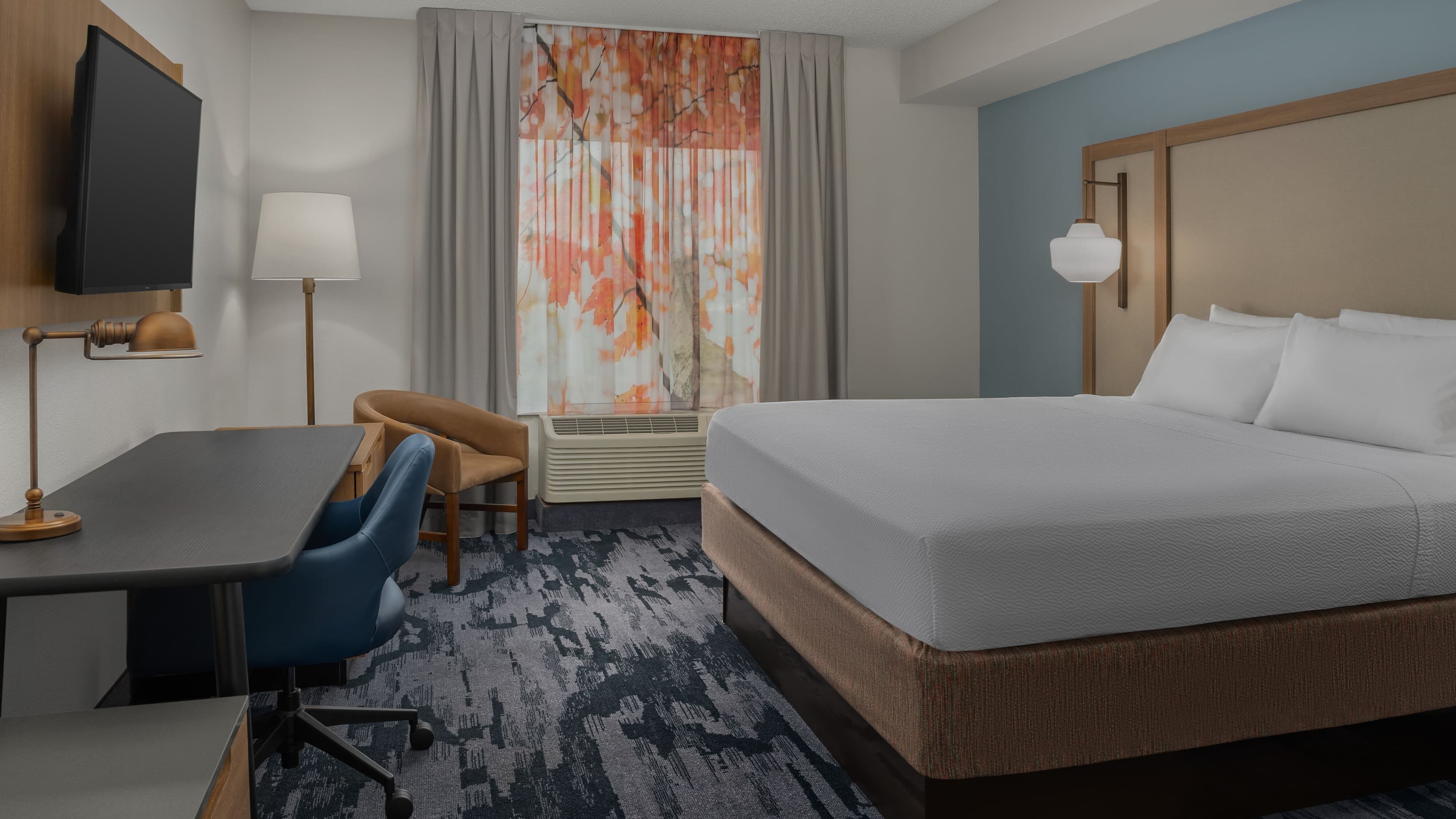 Fairfield Inn & Suites Roanoke Hollins/I-81 — 6