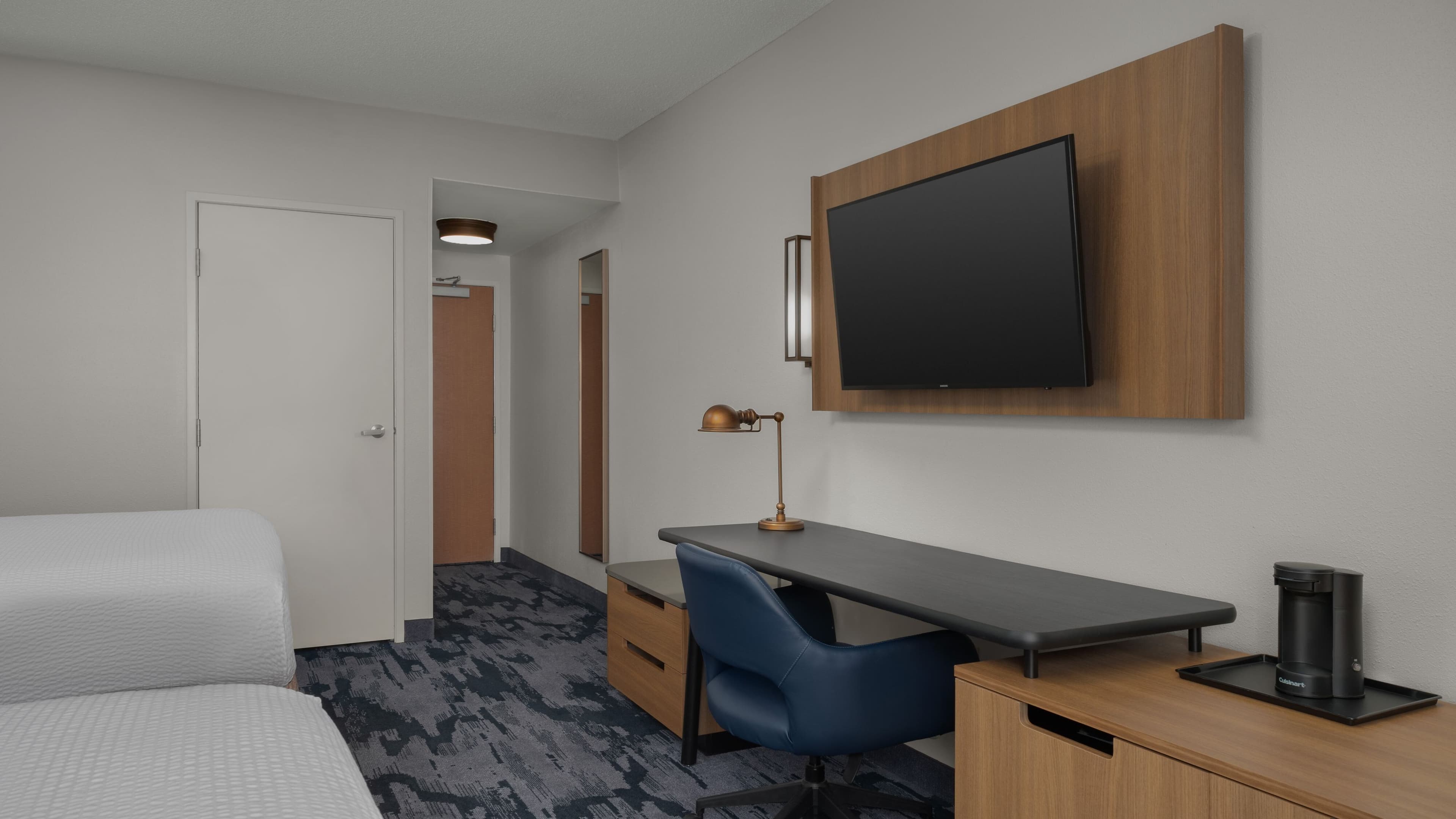 Fairfield Inn & Suites Roanoke Hollins/I-81 — 15