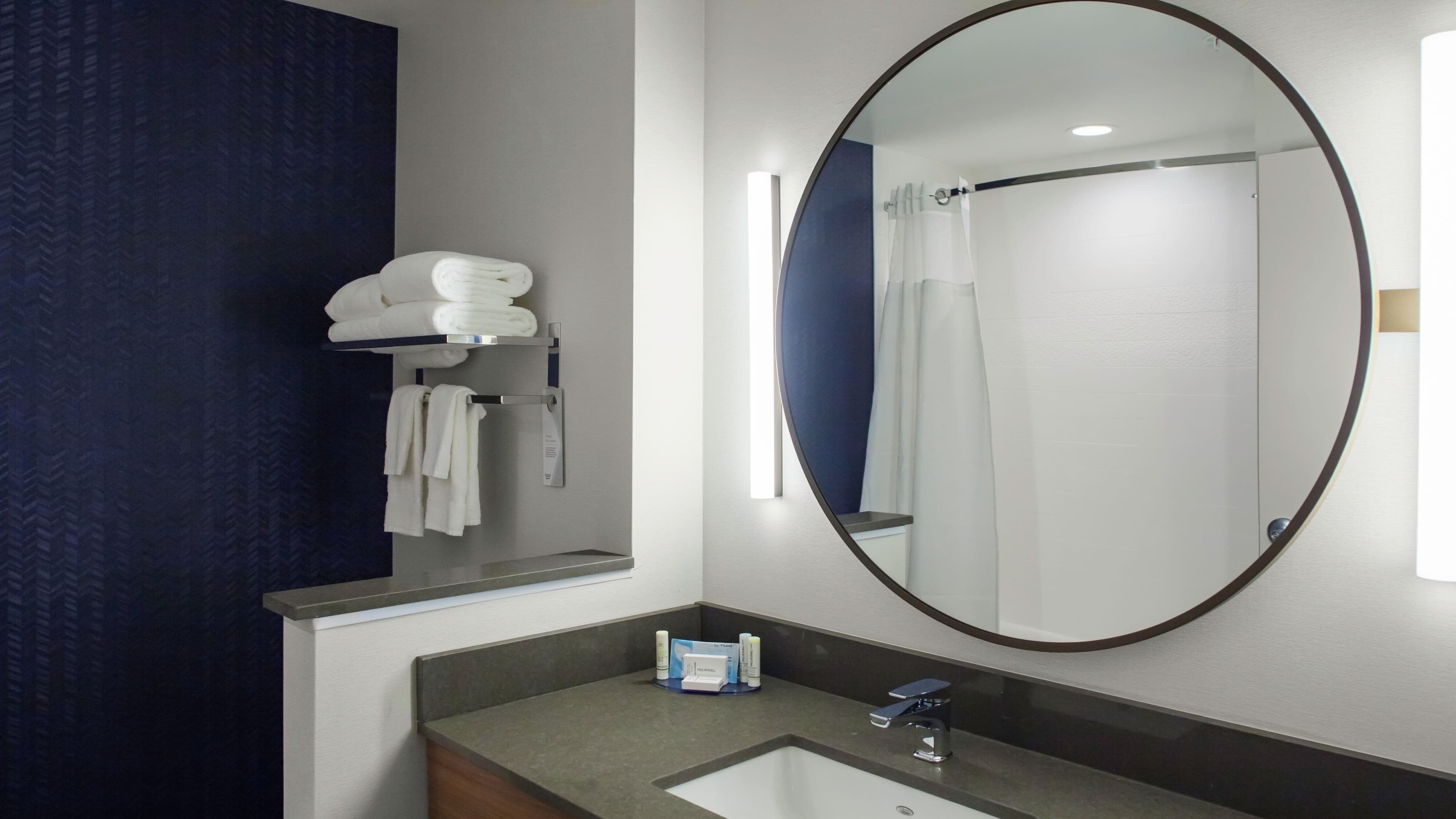 Fairfield Inn & Suites Roanoke Salem - Image 4