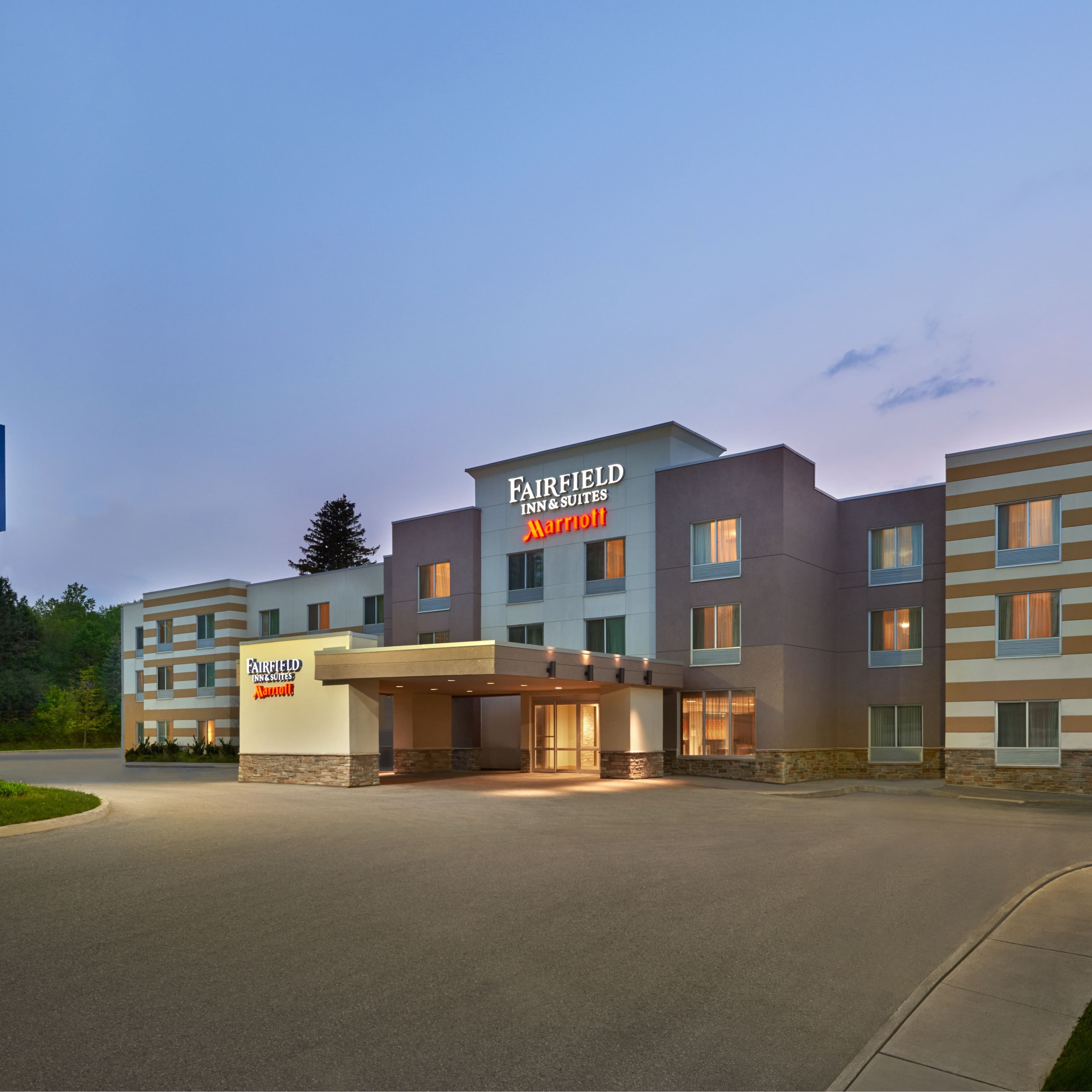 Fairfield Inn & Suites Barrie - Image 1