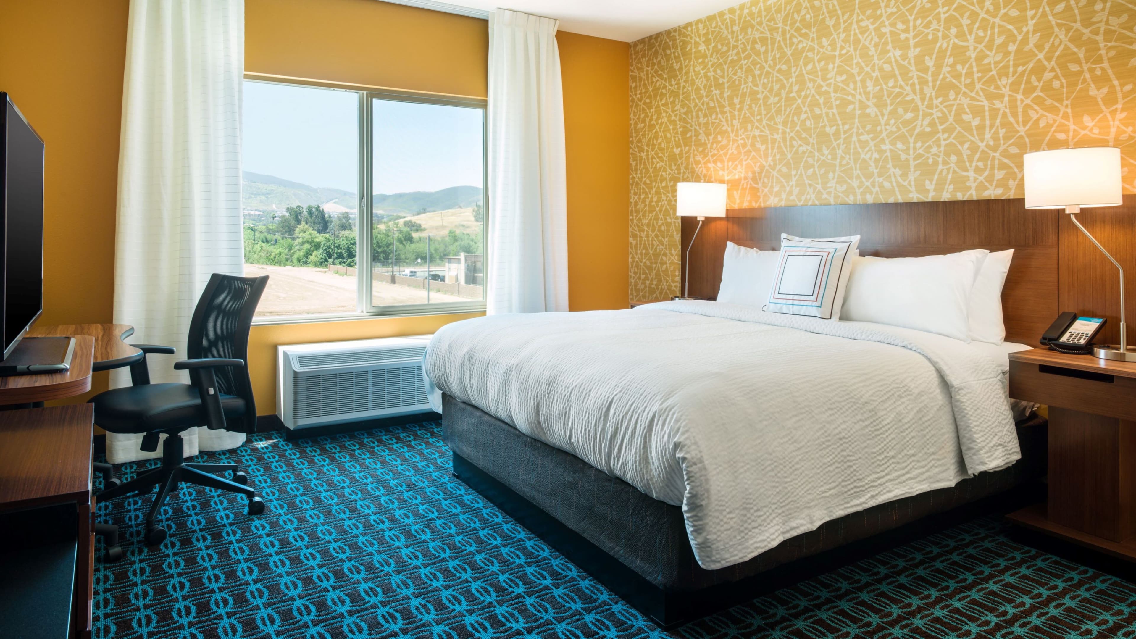 Holiday Inn Express San Diego South - Chula Vista — 10