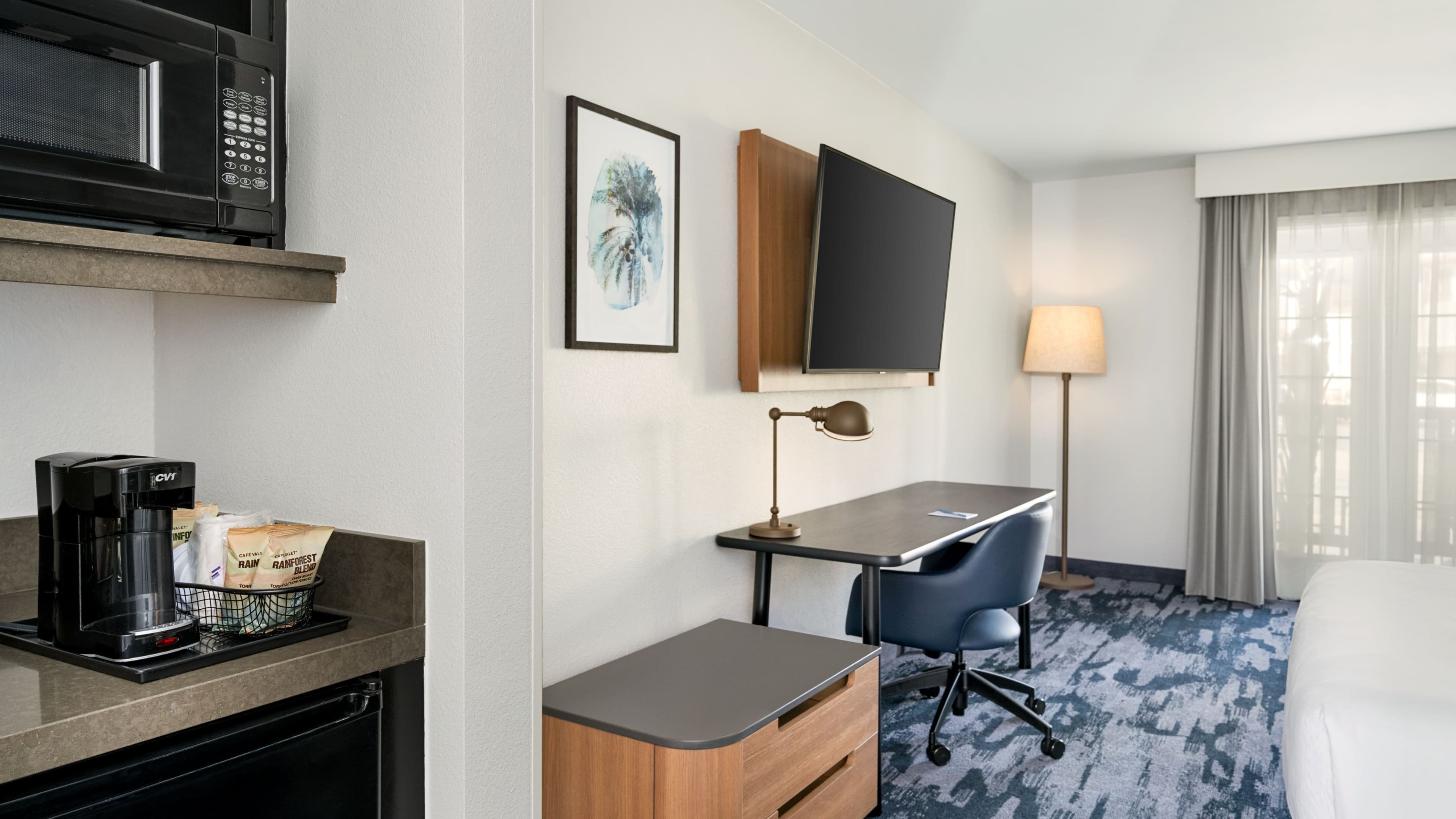 Fairfield Inn & Suites San Diego Old Town - Image 4