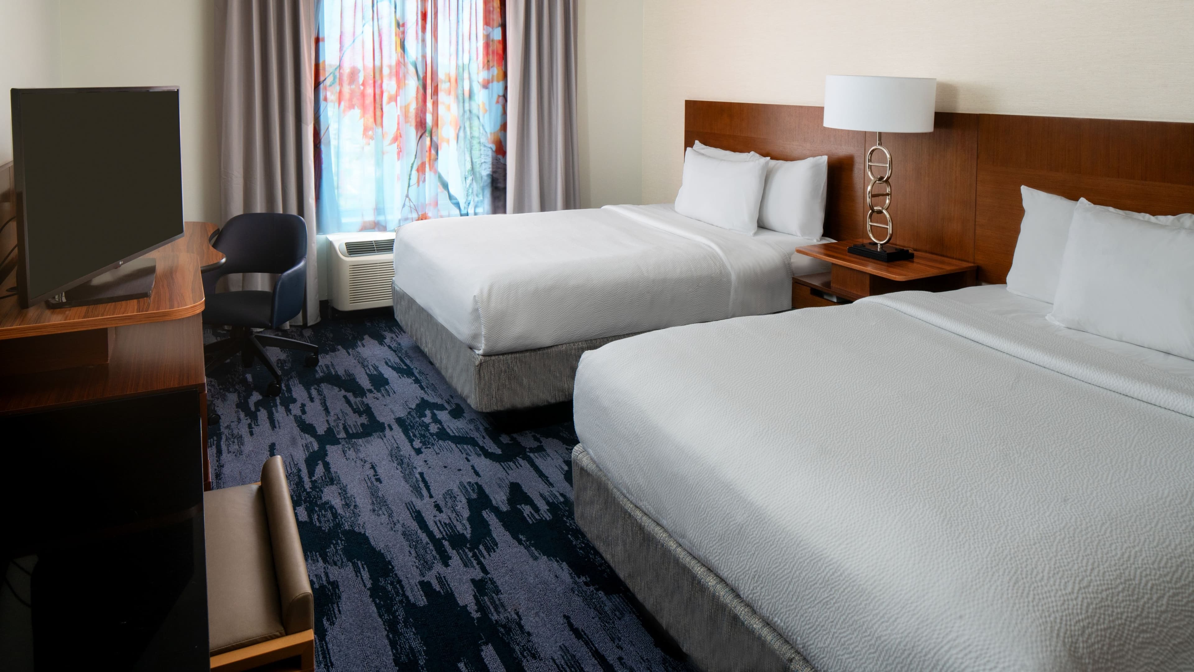 Fairfield Inn & Suites Savannah Midtown — 18