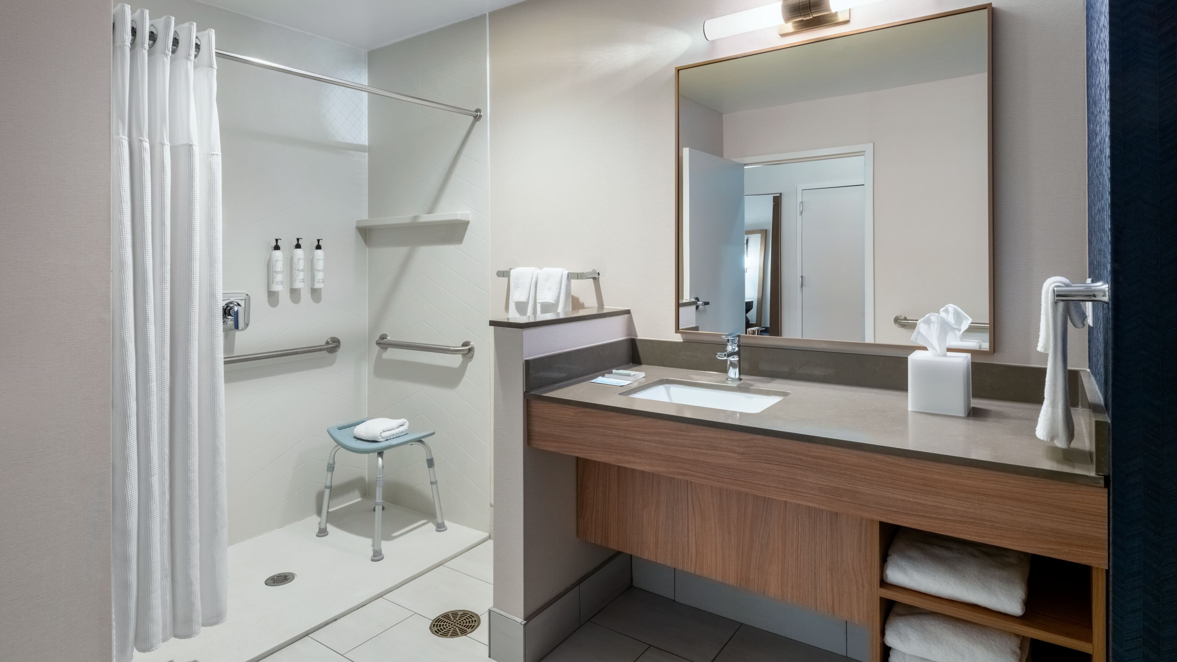 Fairfield Inn & Suites Louisville Shepherdsville - Image 5