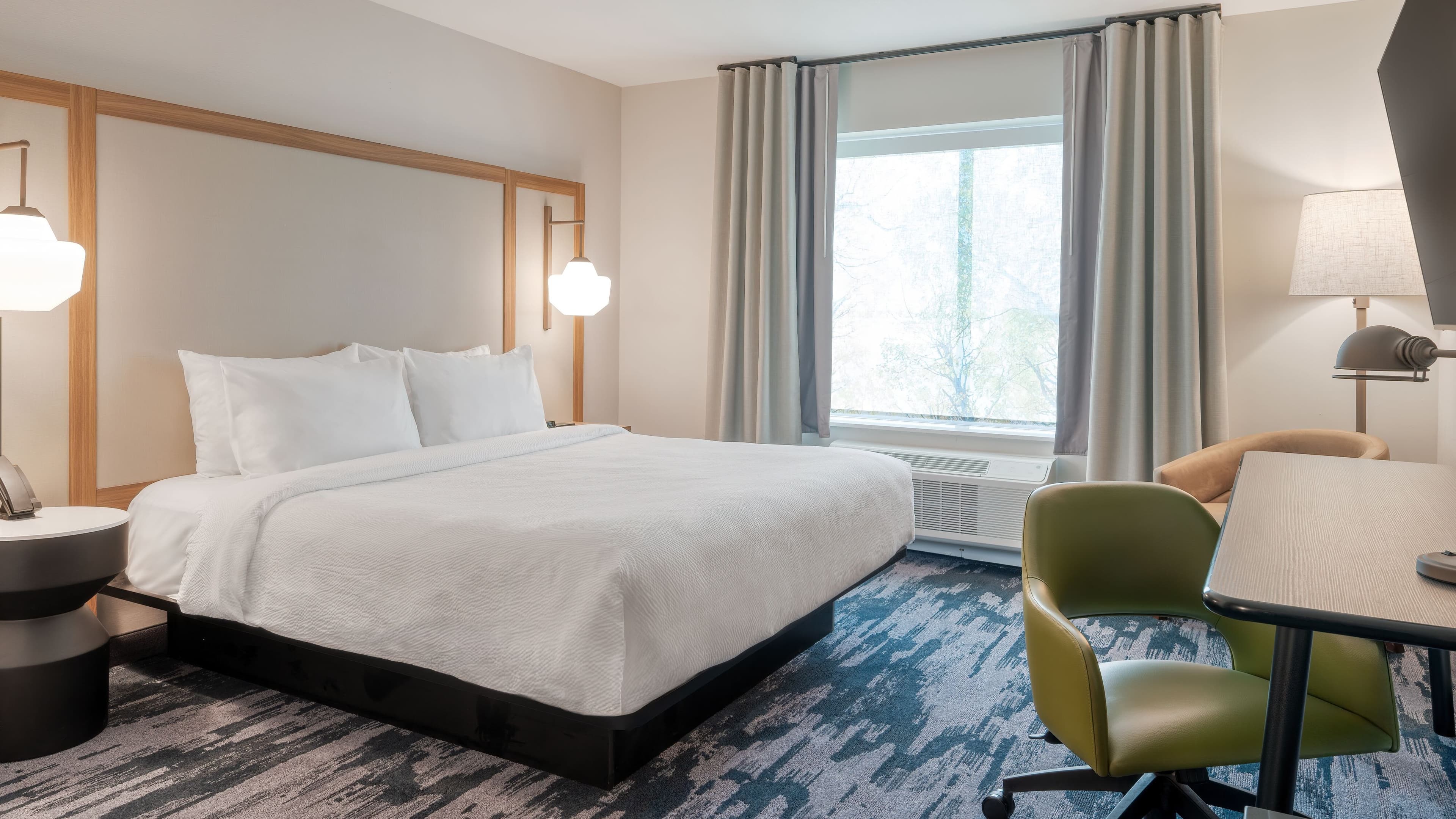 Fairfield Inn & Suites Shelbyville - Image 2