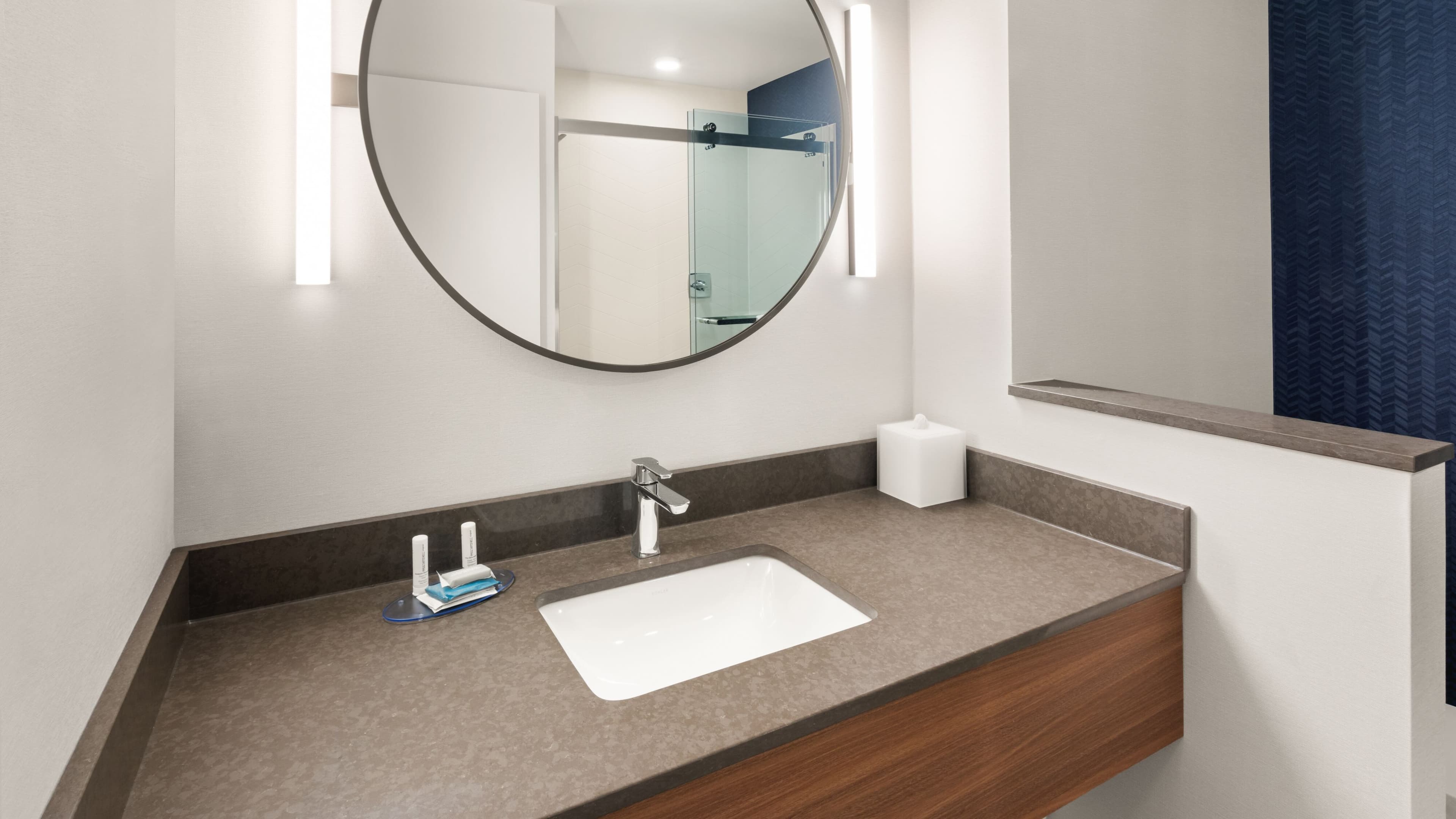 Fairfield Inn & Suites Seattle Poulsbo - Image 4