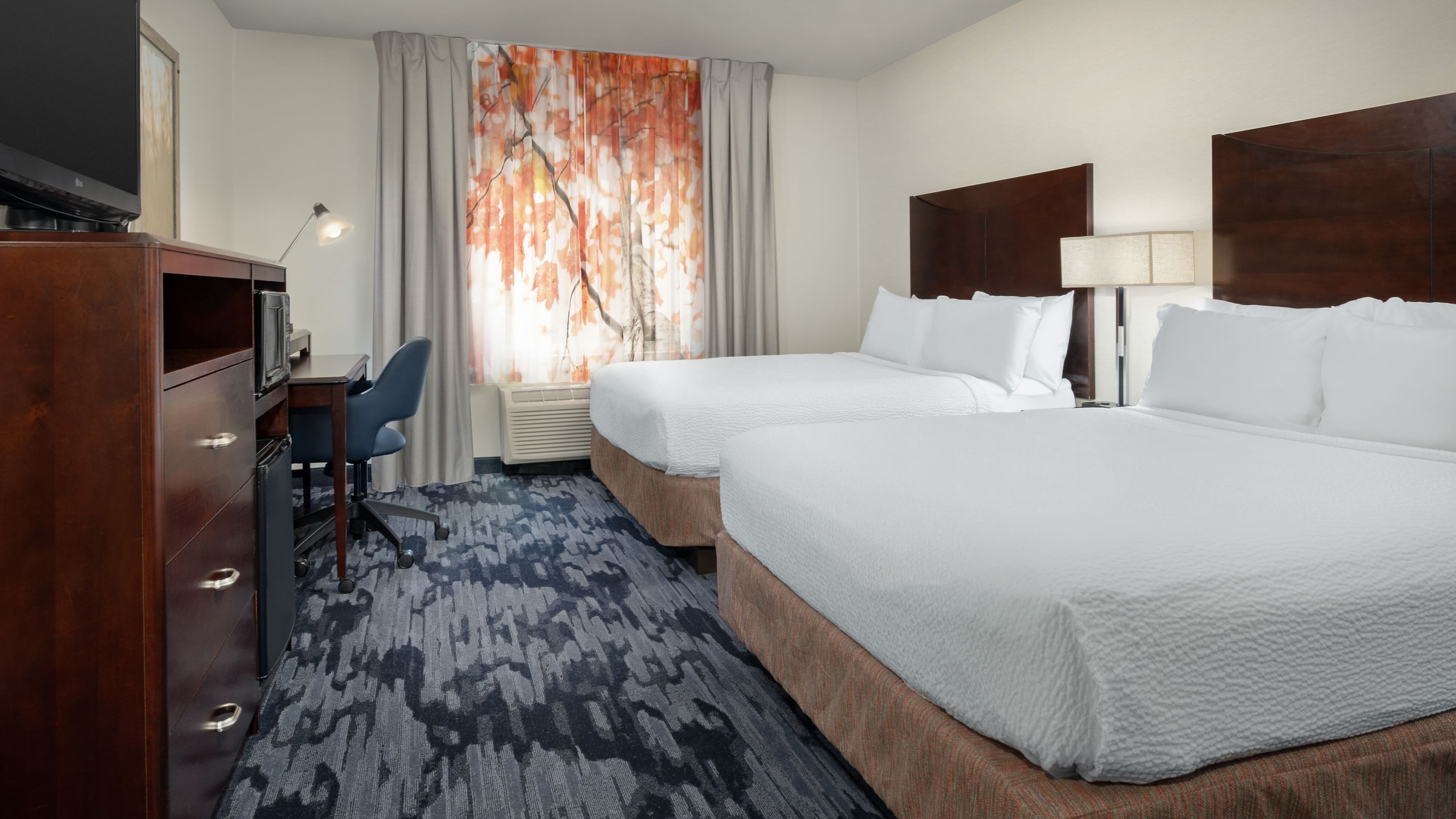 Fairfield Inn & Suites Tacoma Puyallup — 7