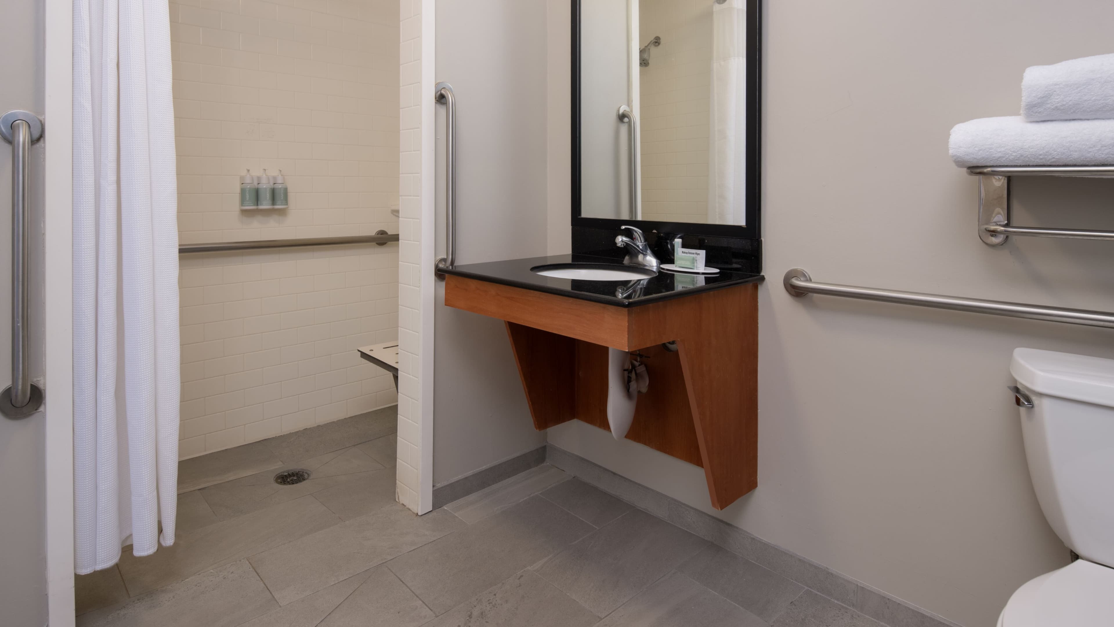 Fairfield Inn & Suites Santa Maria — 16