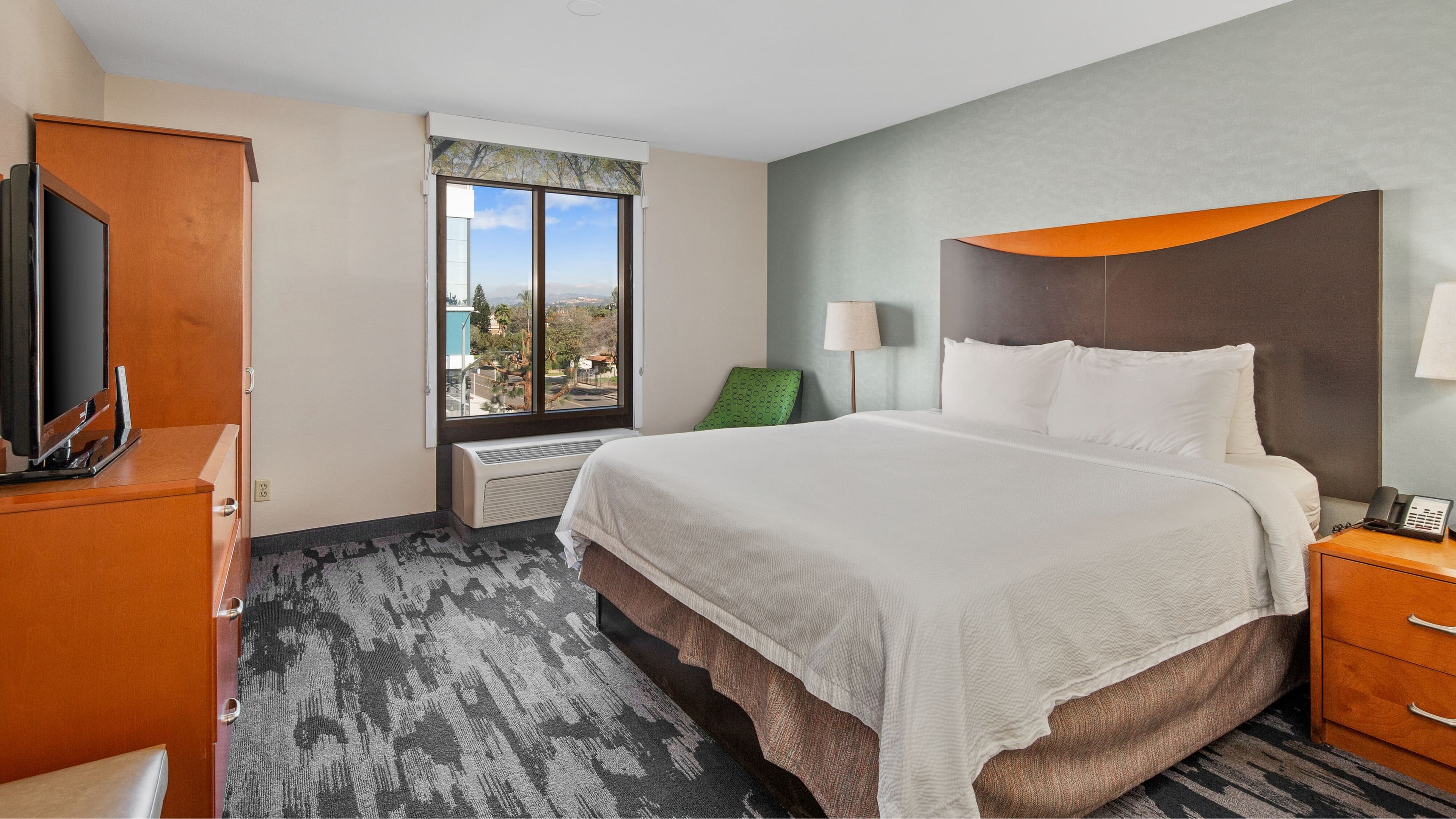 Fairfield Inn & Suites Anaheim North/Buena Park - Image 3