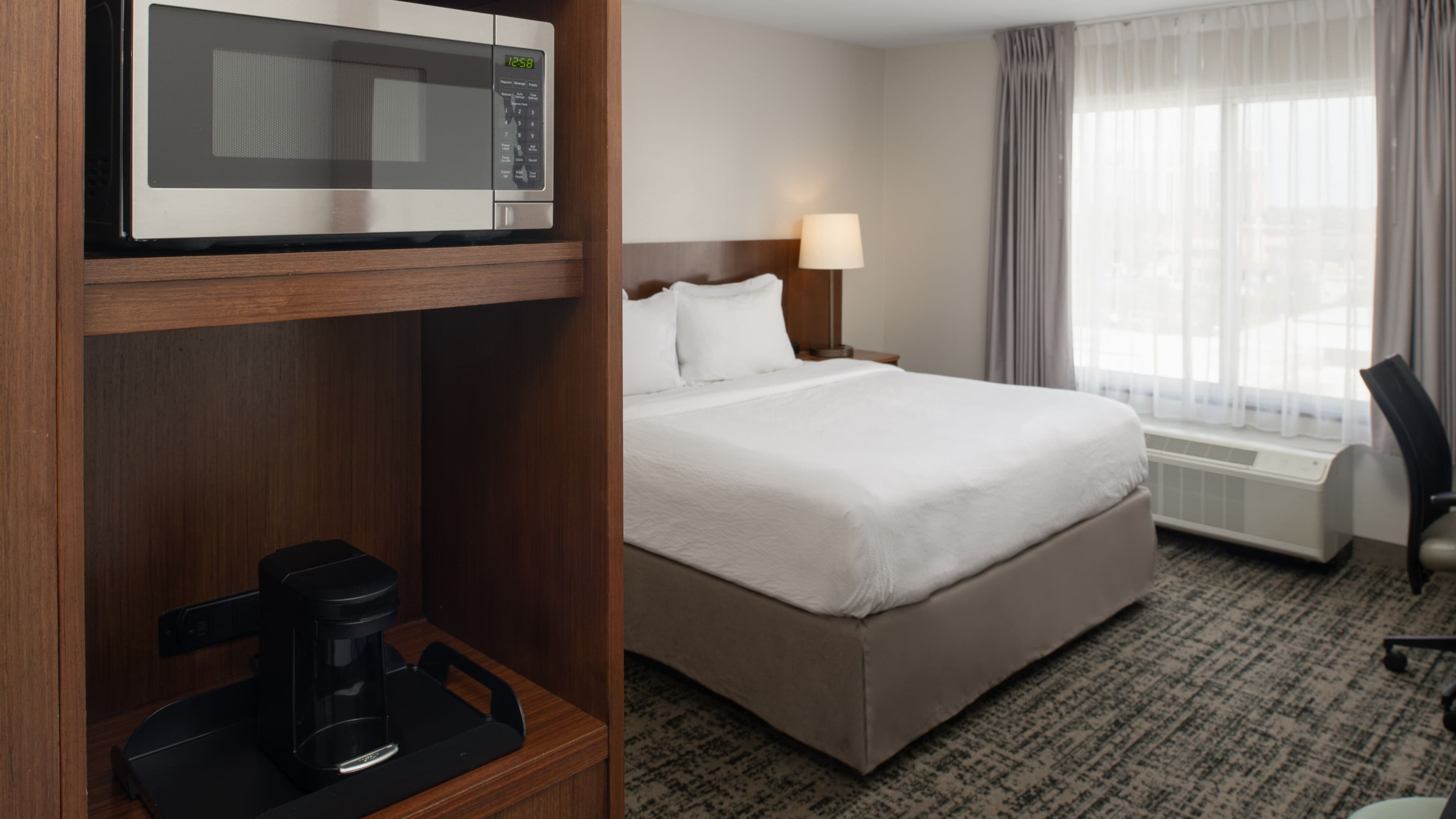 Fairfield Inn & Suites Tampa Westshore/Airport — 7