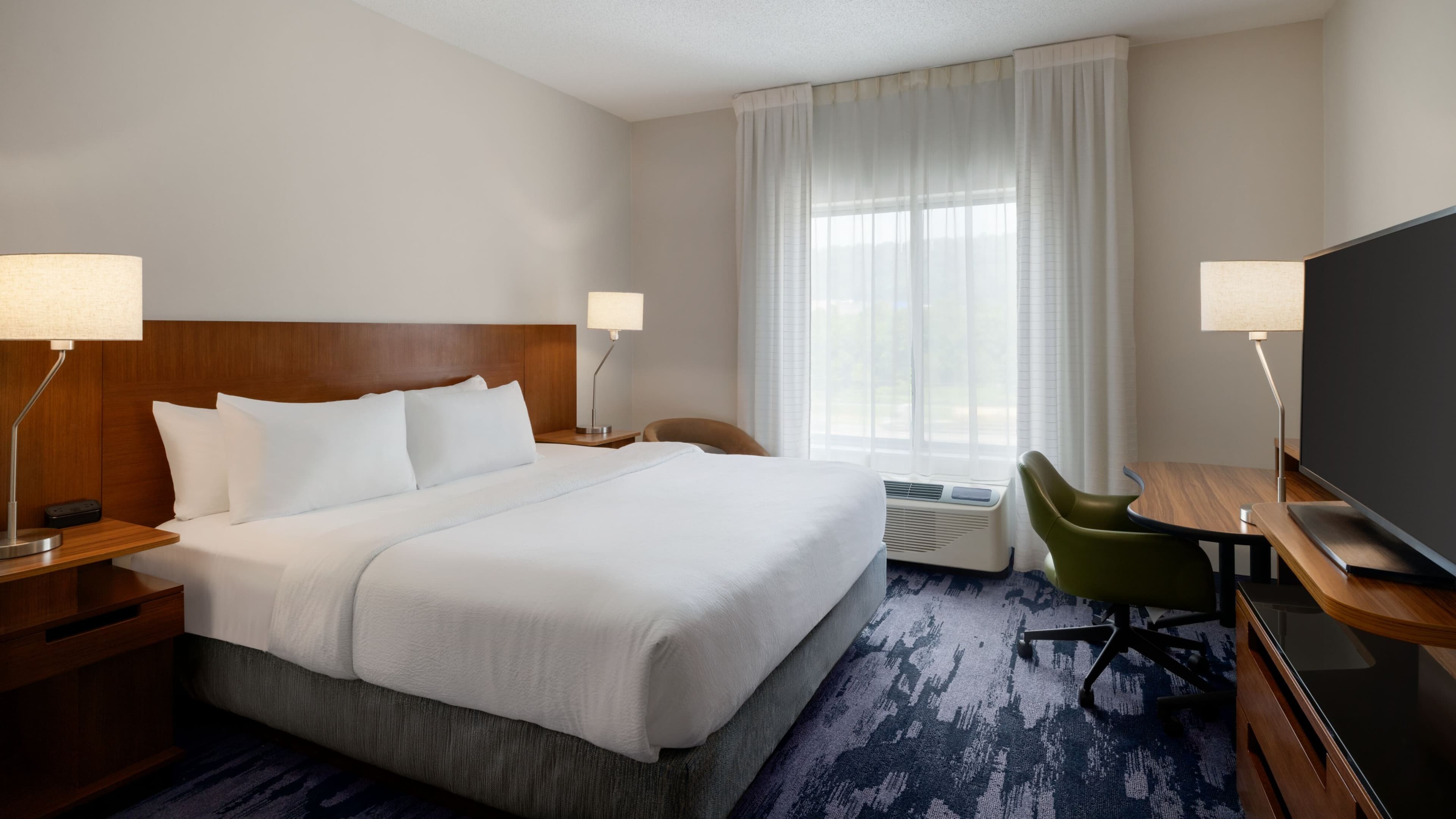 Fairfield Inn & Suites Bristol - Image 2