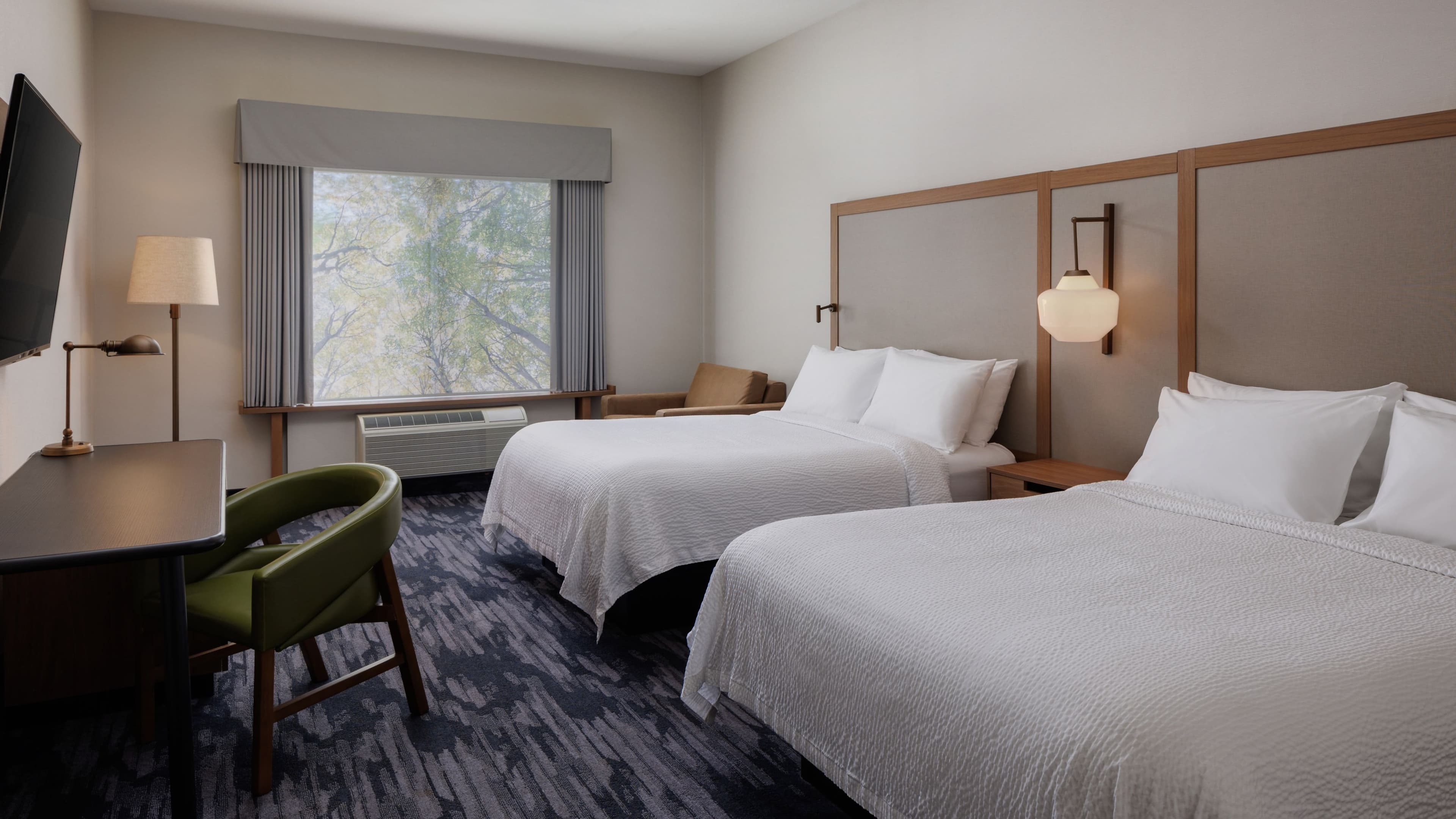 Fairfield Inn & Suites Kelowna — 14