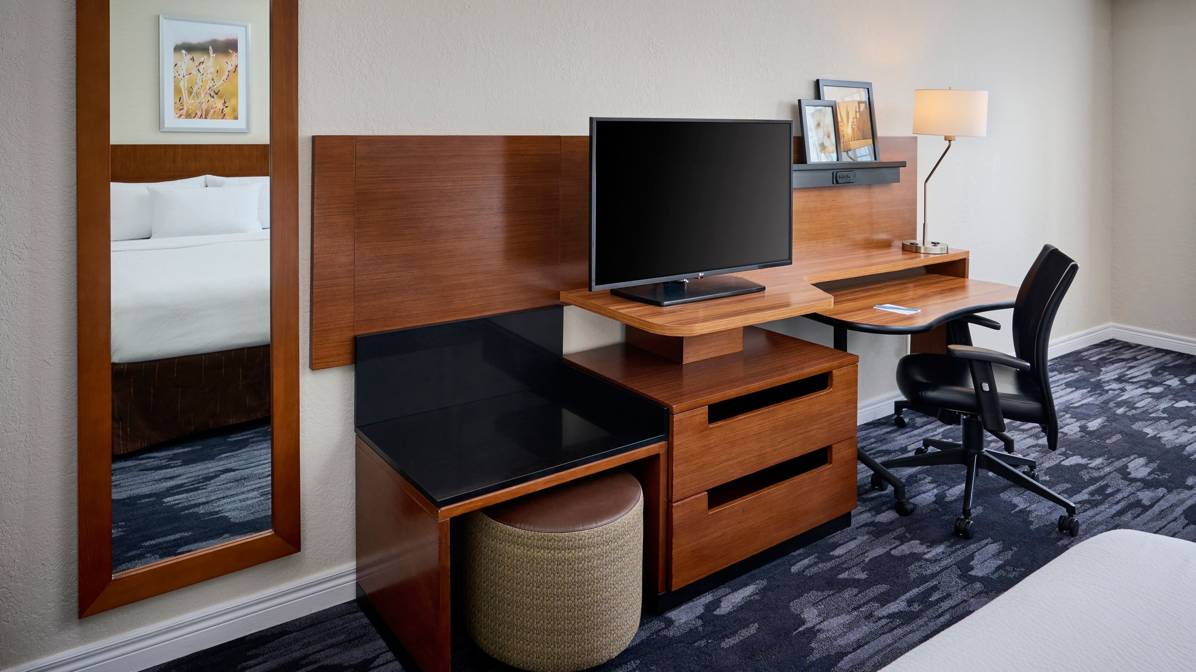 Fairfield Inn & Suites Ottawa Kanata - Image 4
