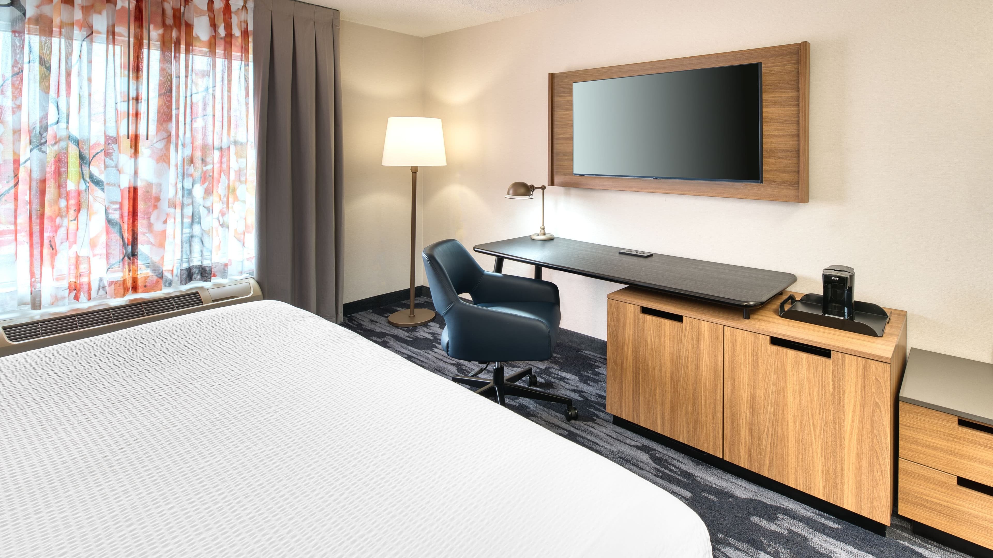 Fairfield Inn & Suites Toronto Brampton - Image 3