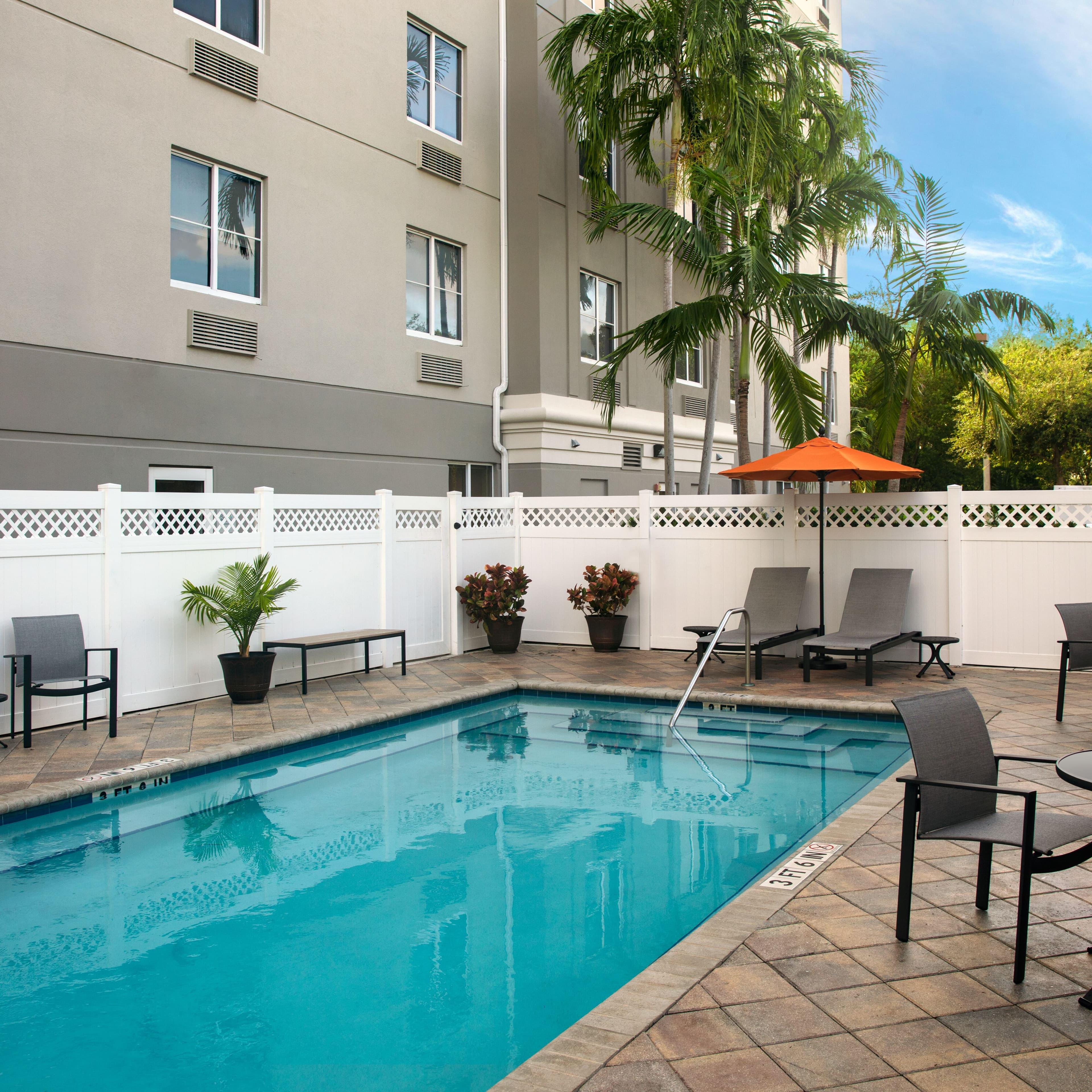 Four Points by Sheraton Fort Lauderdale Airport - Dania Beach - Image 1