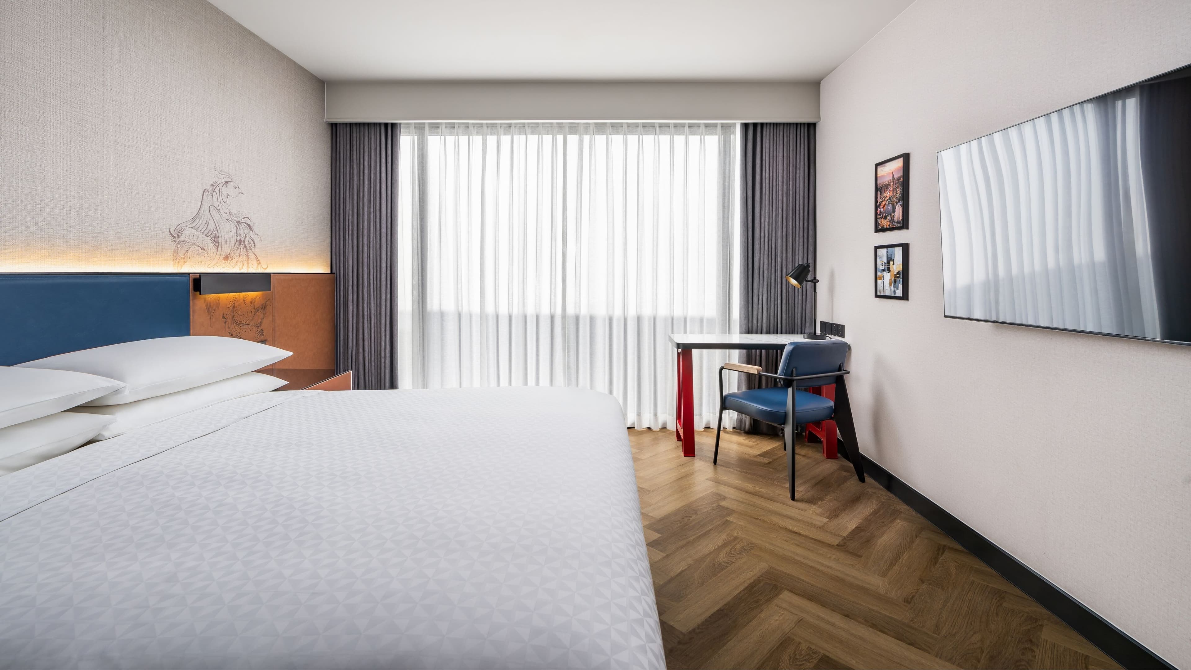 Guestroom King - Image 1