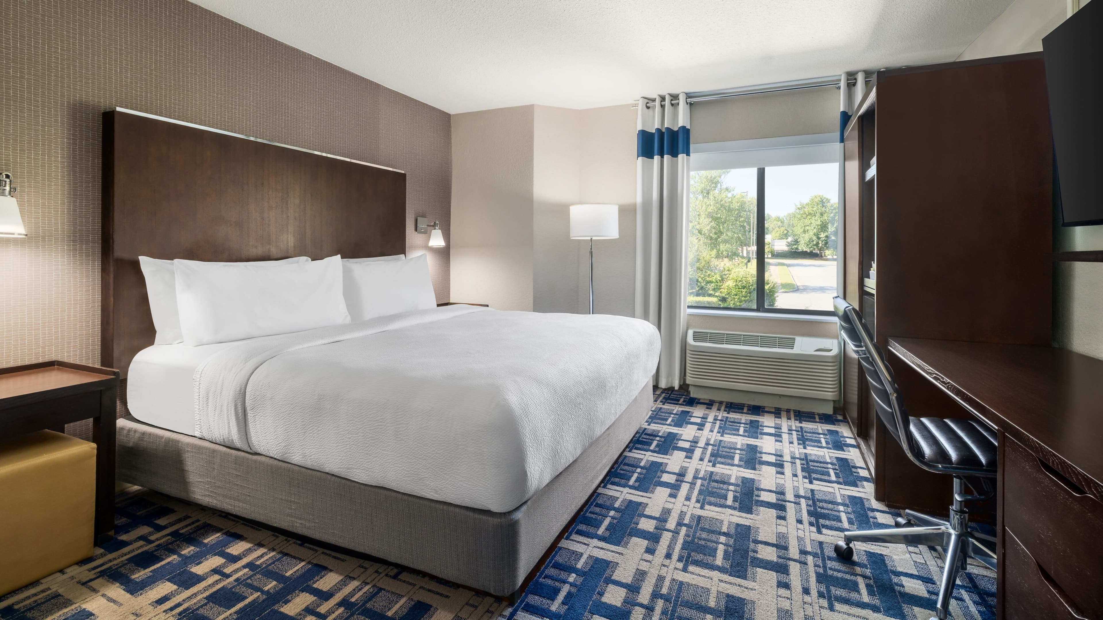 Four Points by Sheraton Charlotte - Lake Norman — 8