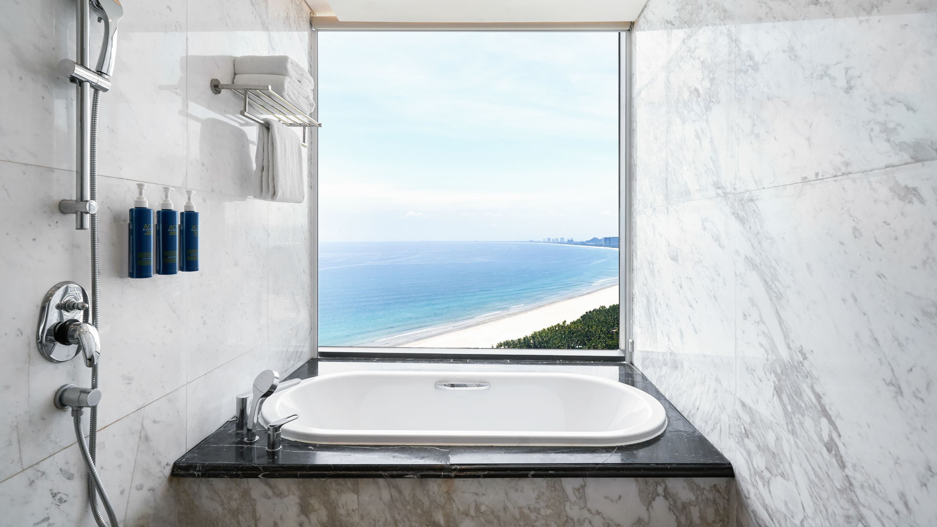 Four Points by Sheraton Danang — 6